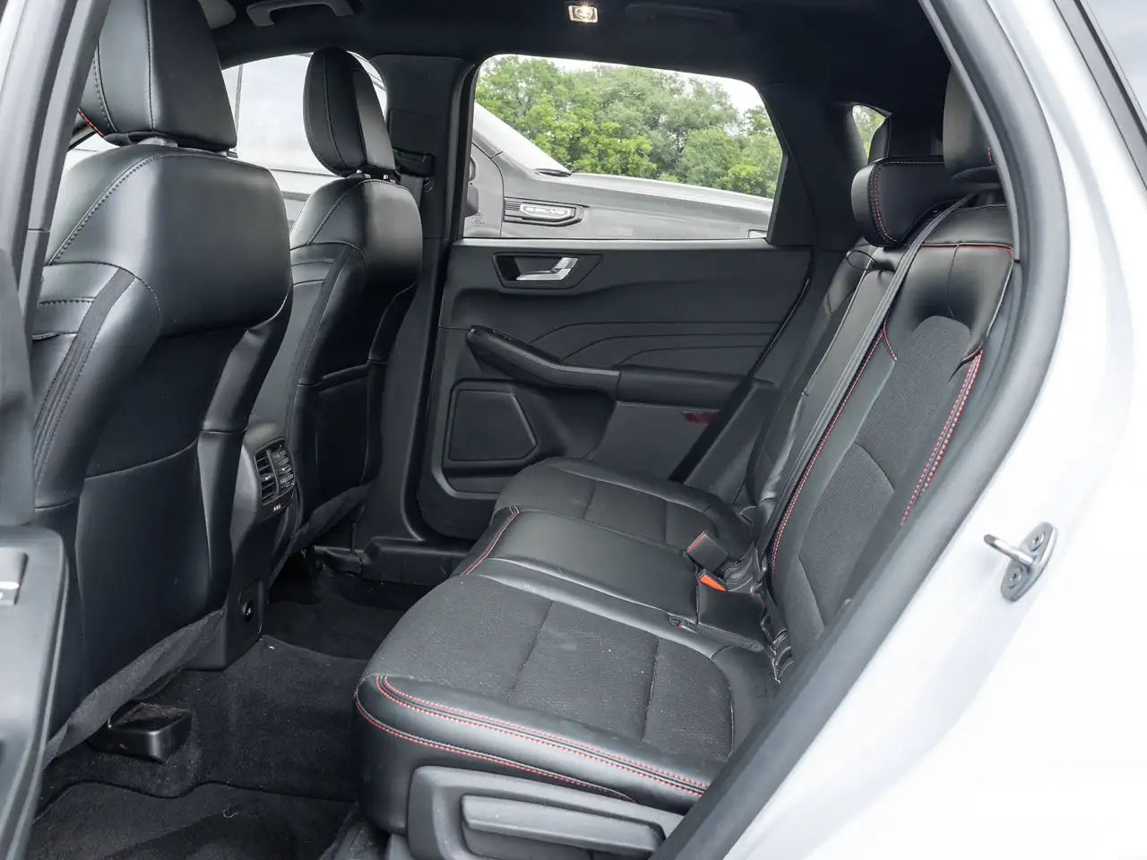 Ford Escape photo Ford Escape