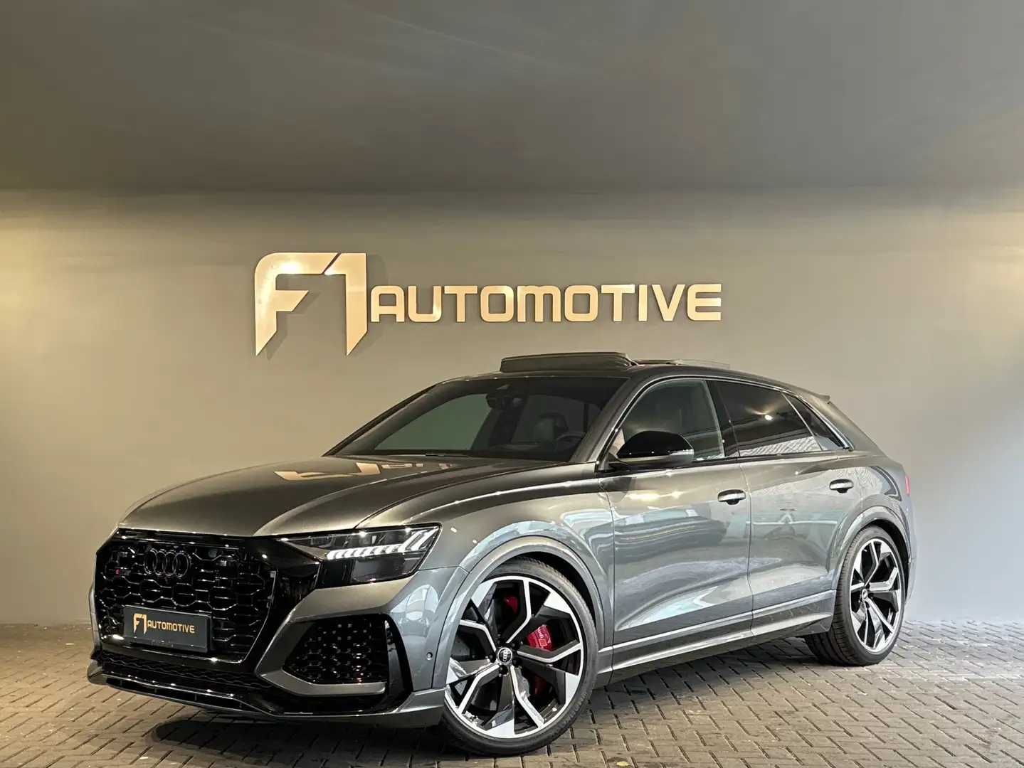 Audi RS Q8 4.0 TFSI Q8 quattro Pano|Keramisch|HuD|B&O|360Cam Grijs - 1