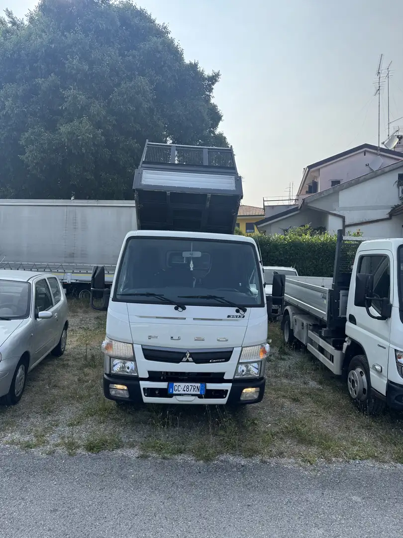 Mitsubishi Canter Ribaltabile Белый - 1