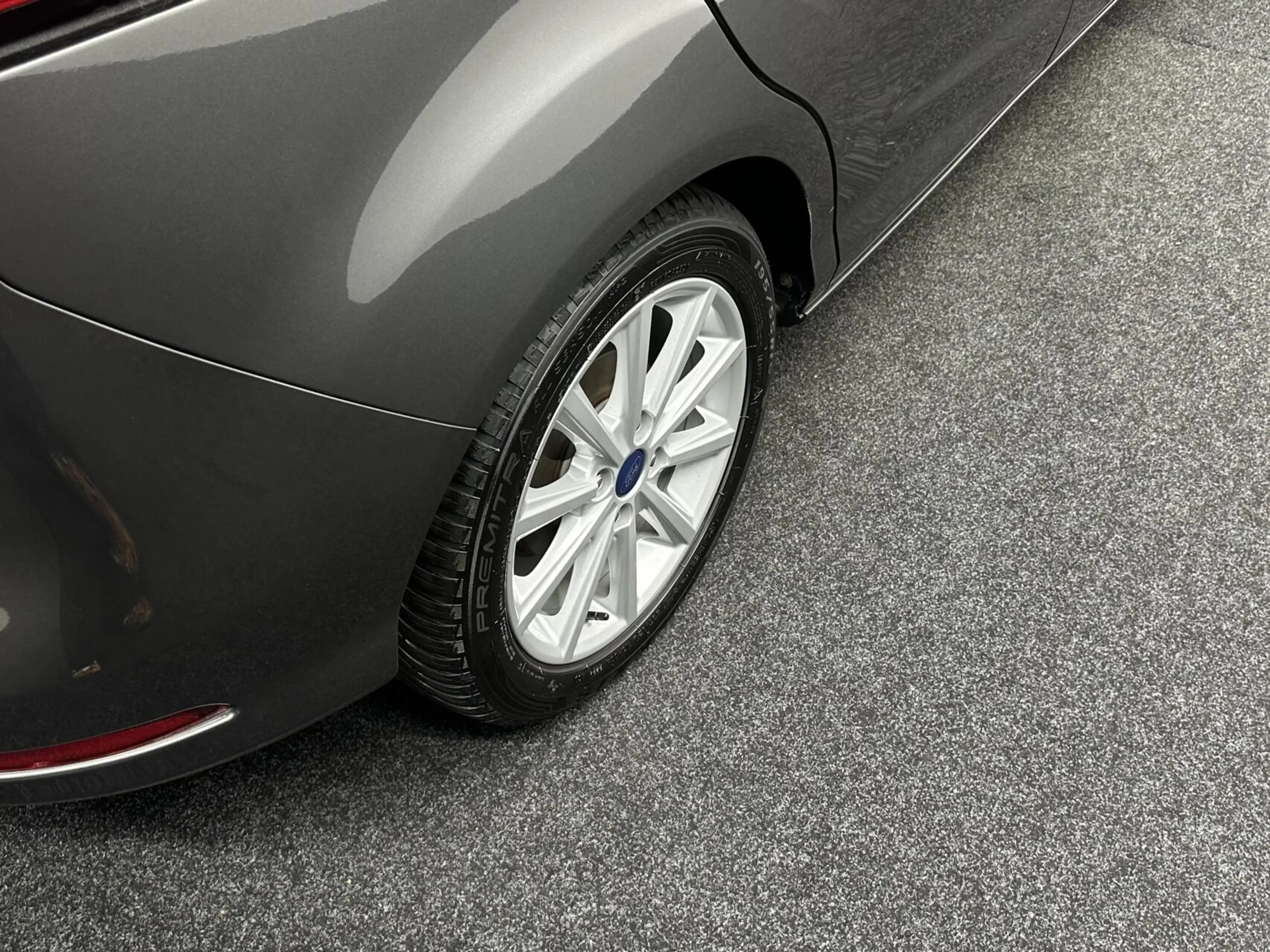 Ford B-Max 1.0 EcoBoost Titanium TREKHAAK LM ECC CRUISE 74000 — photo 13