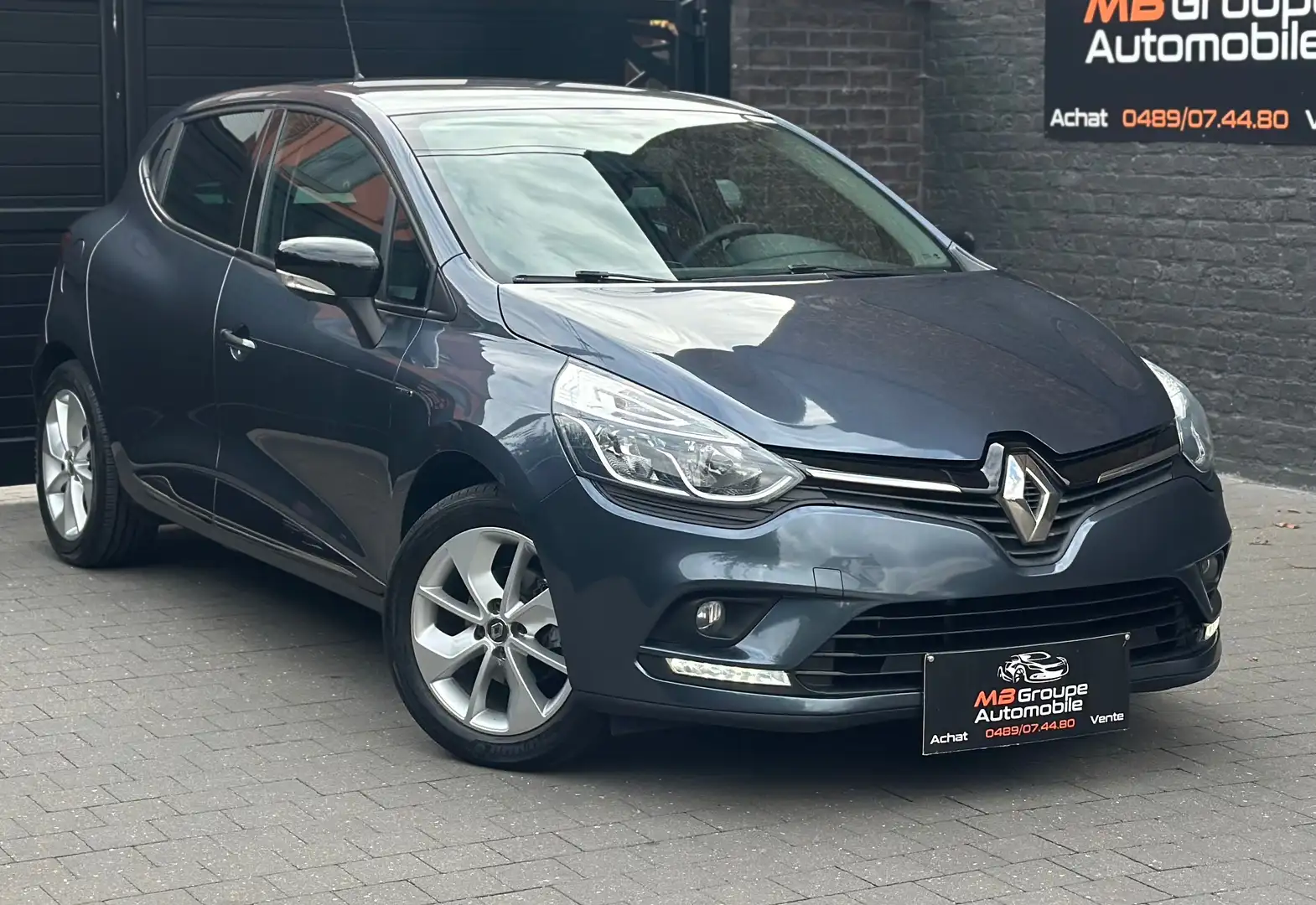 Renault Clio Clio 1.2i Limited / AIRCO / GPS / FULL Gris - 2