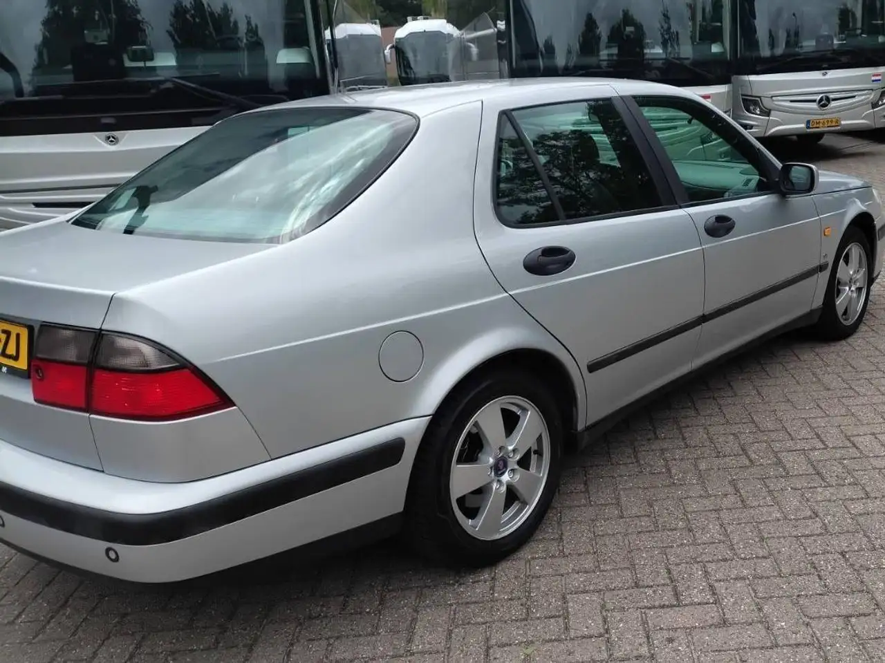 Saab 9-5 2.0t SE, foto 6