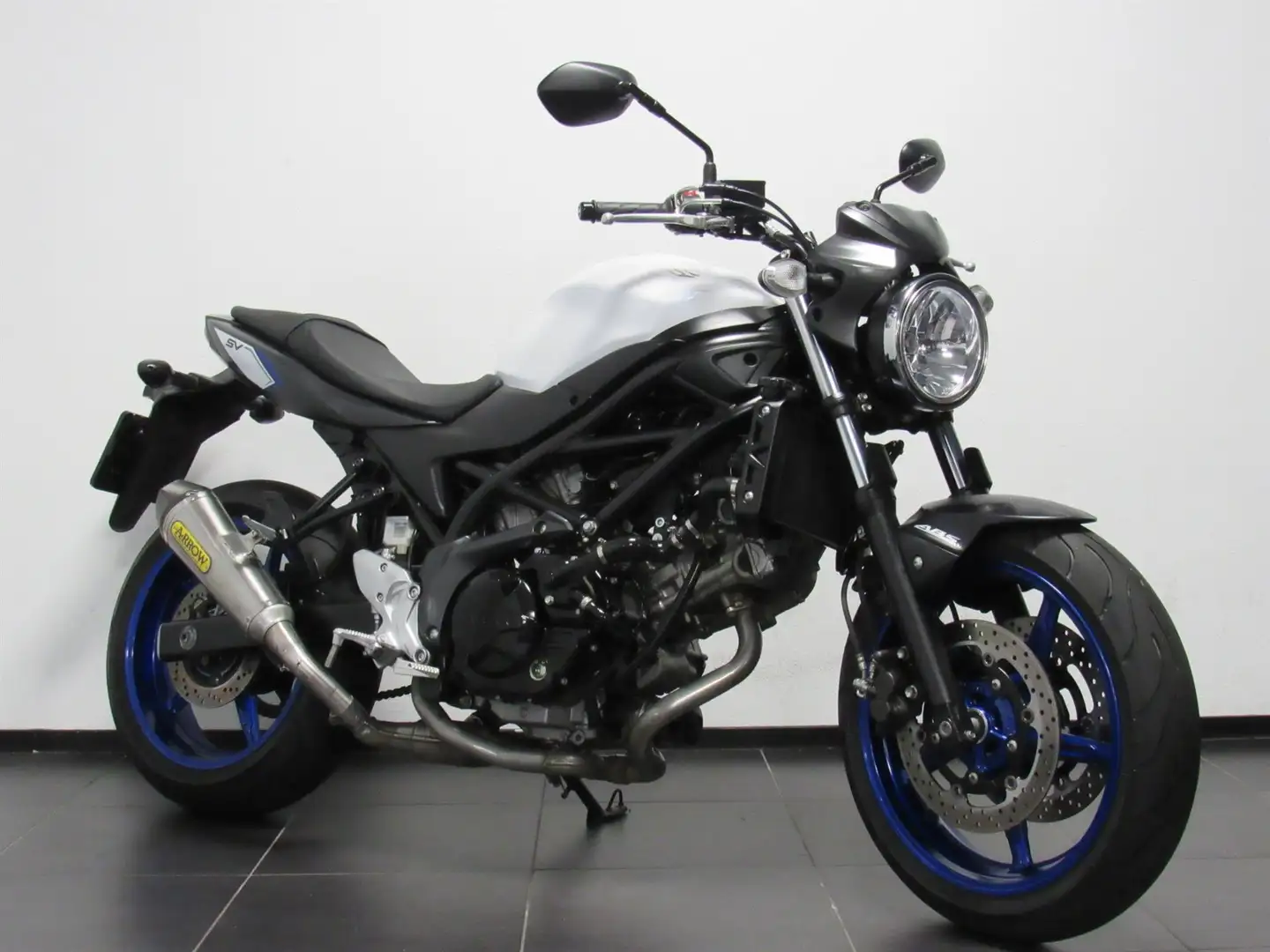 Suzuki SV 650 N ABS Blanc - 2