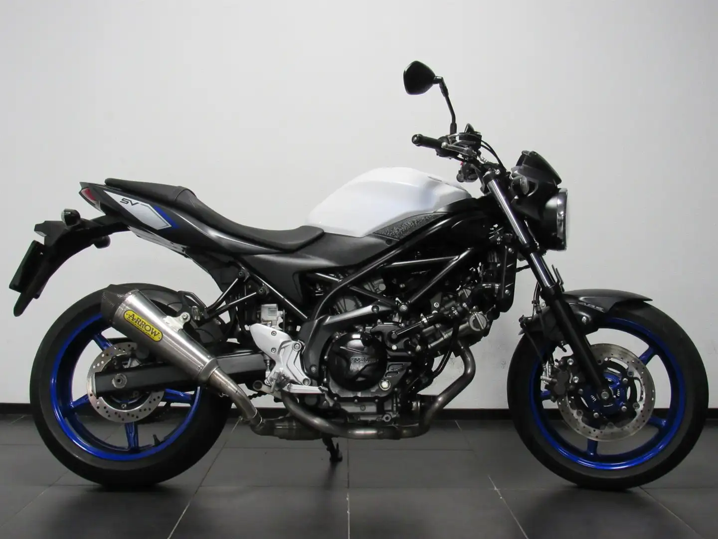 Suzuki SV 650 N ABS Blanc - 1