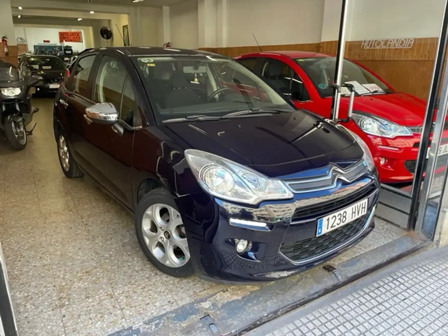 Citroen C3 1.4HDi Attraction 70 Negro - 2