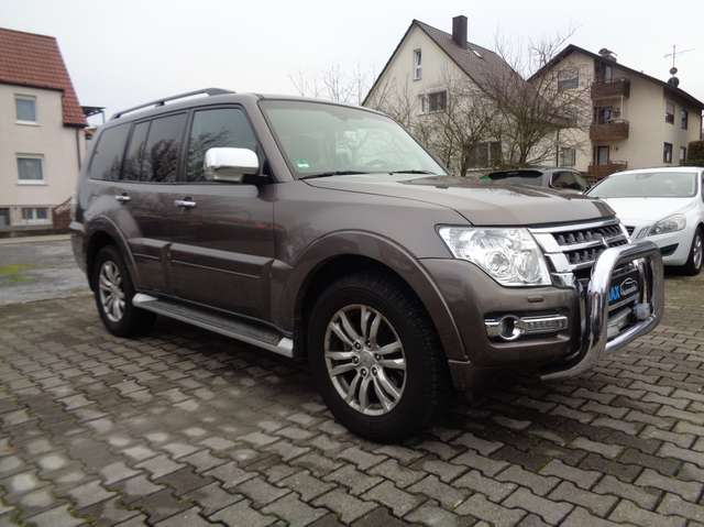 Mitsubishi Pajero Pajero Diesel  5-Türer 3.2 DI-D Automatik Top