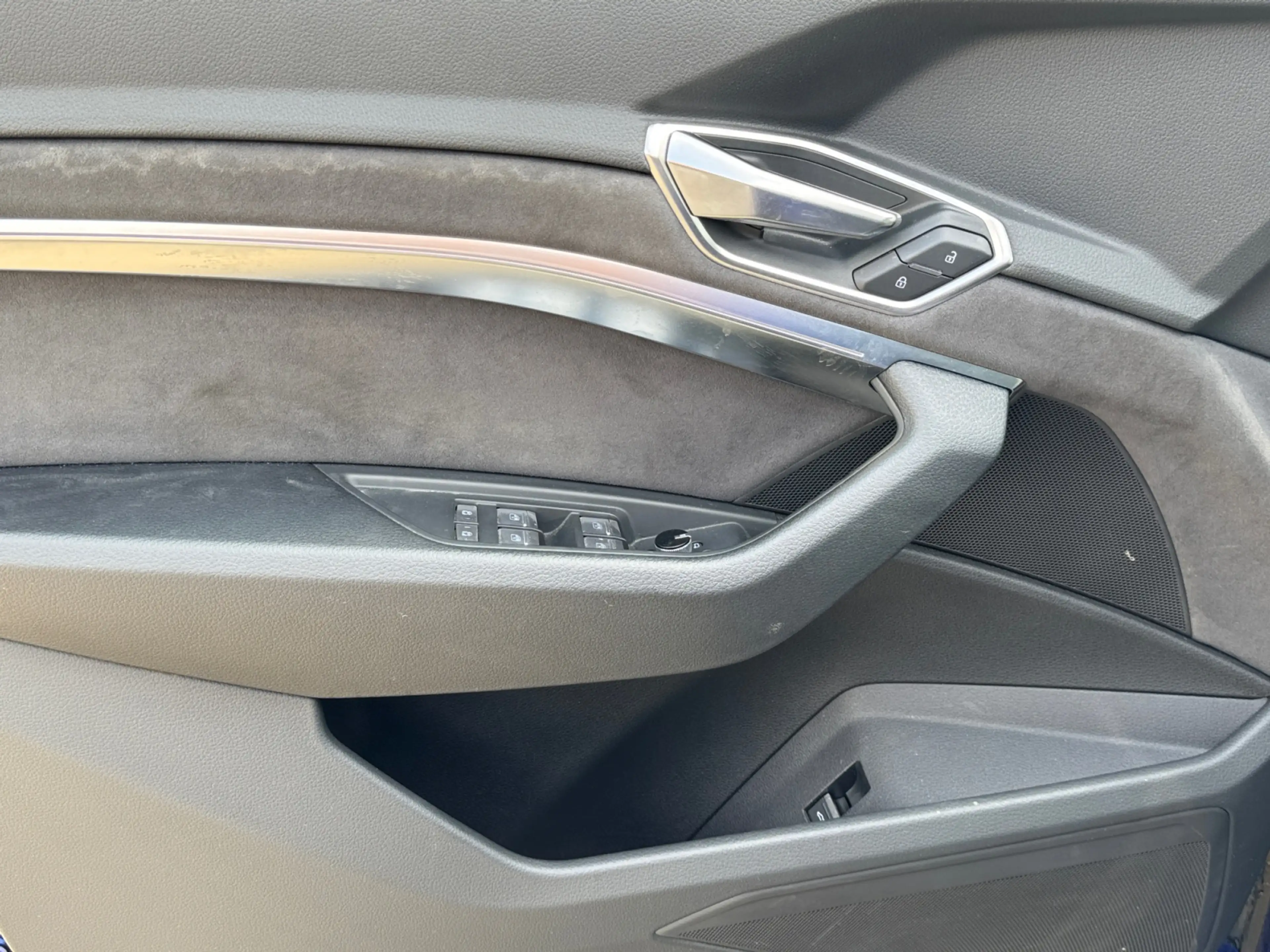 Audi Q8 e-tron 55 408pk quattro S Edition Competition 115 kWh Opt — photo 13