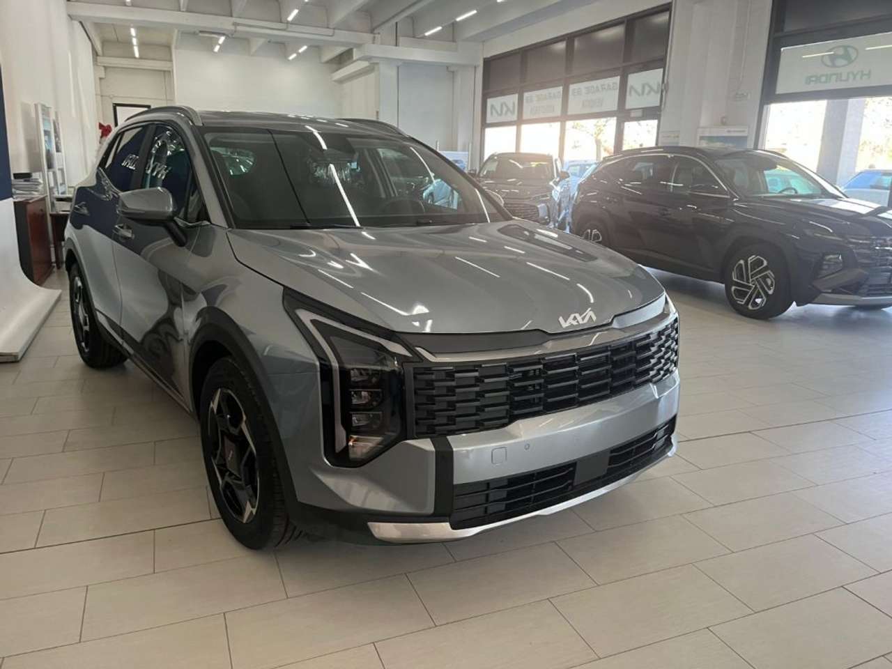 Kia Sportage BUSINNES 1.6 FULL HYBRID AUTOMATICA 2026