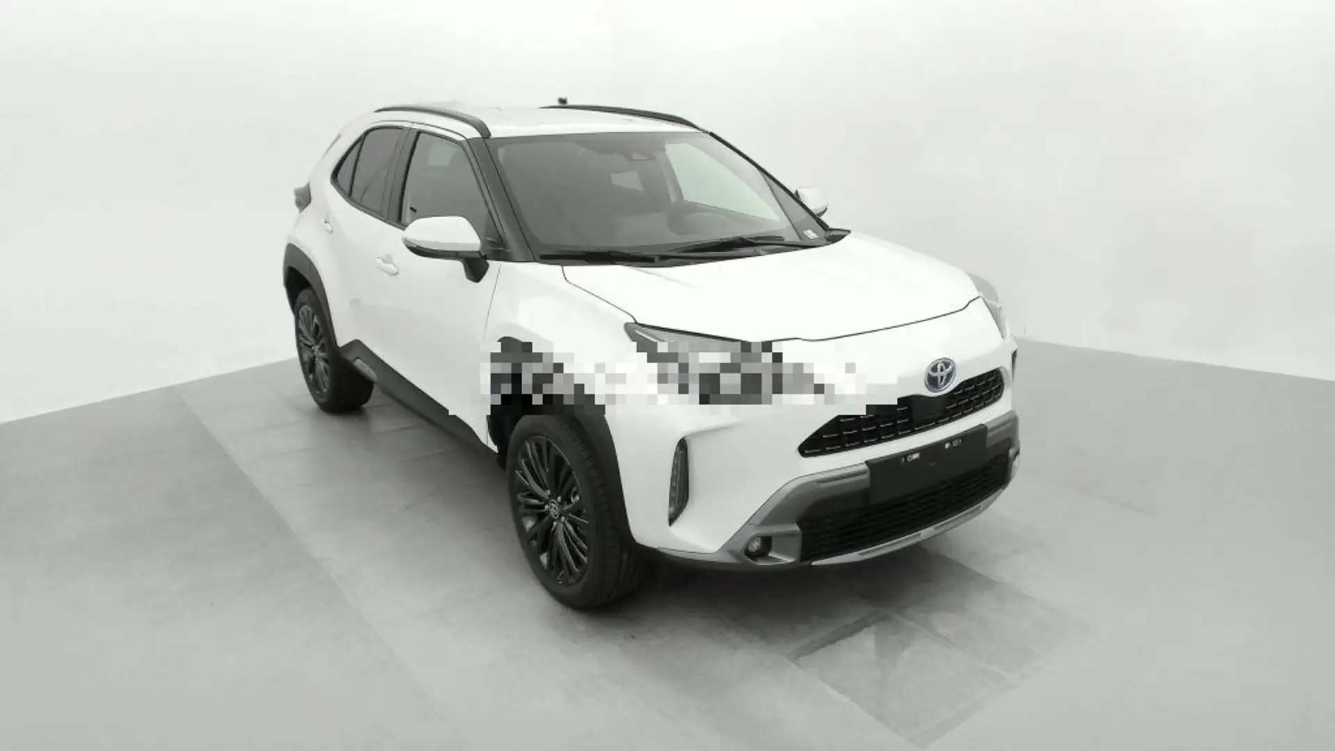 Toyota Yaris Cross 1.5 Hybrid 130 CV 5p. E-CVT AWD-i Trail Bianco - 1