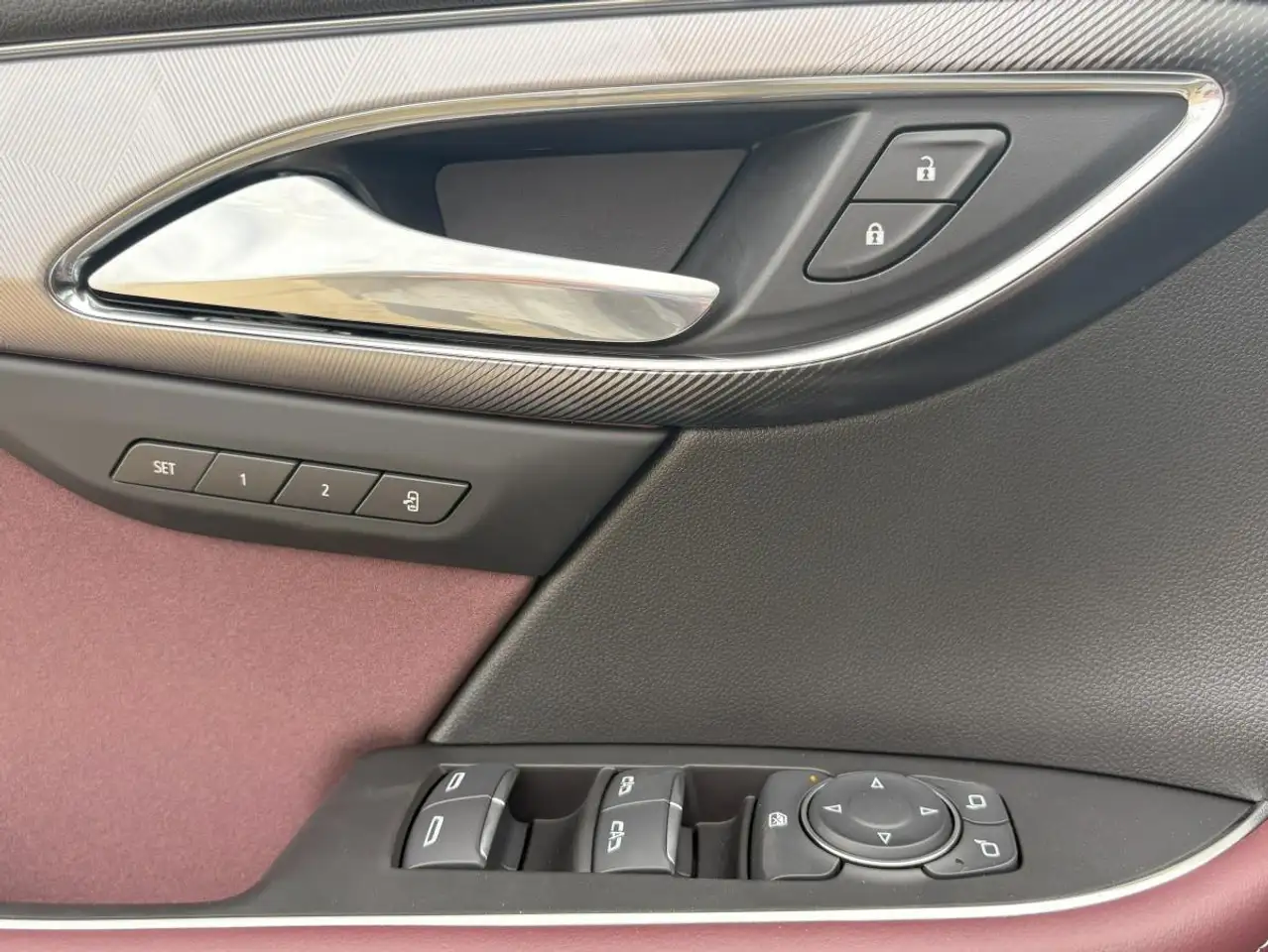 Buick Envision снимка Buick Envision