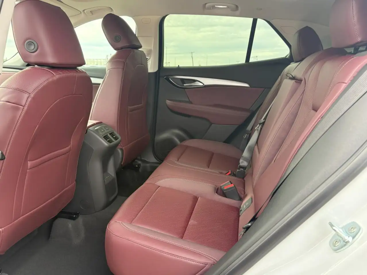 Buick Envision снимка Buick Envision