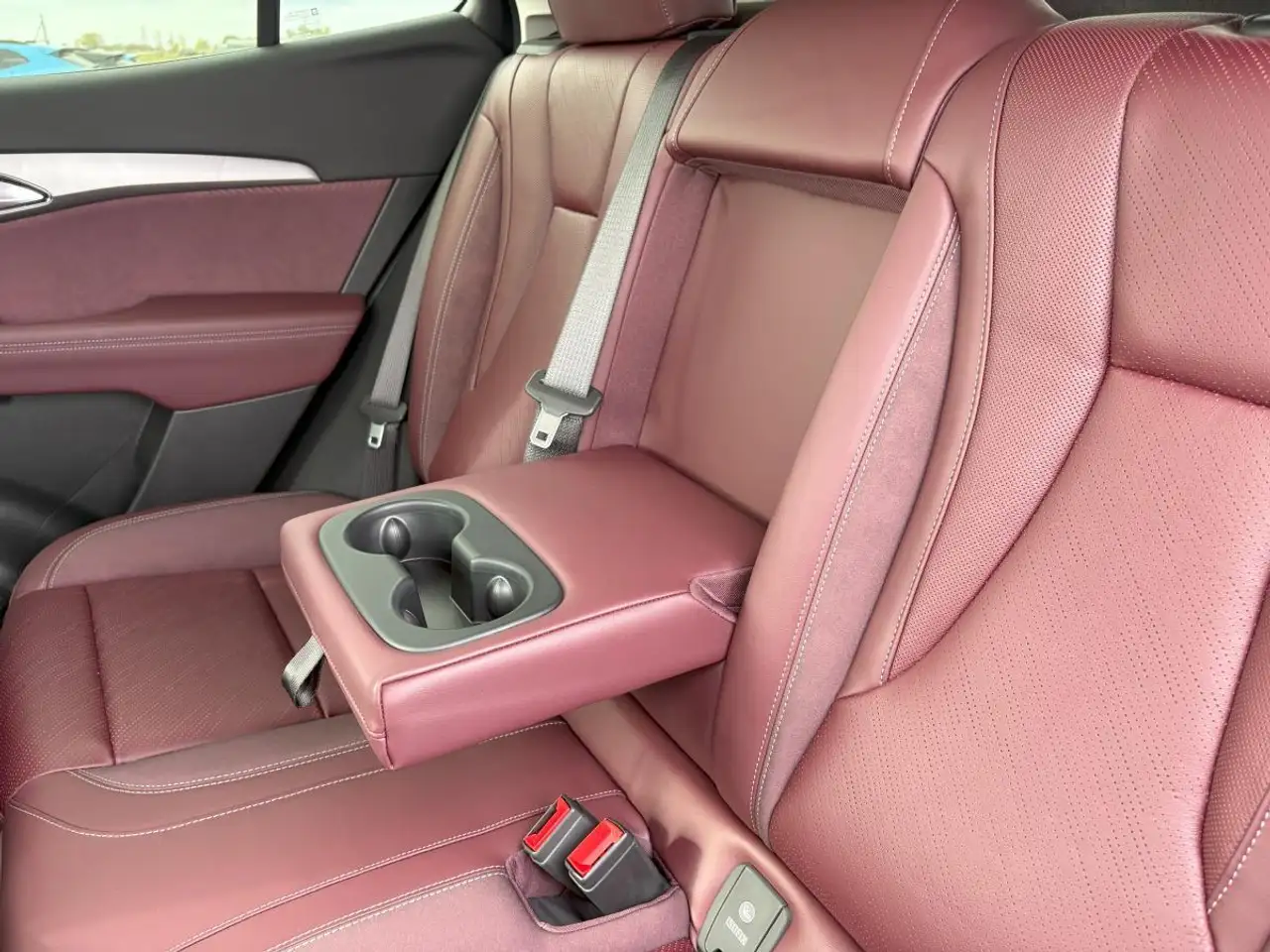 Buick Envision снимка Buick Envision