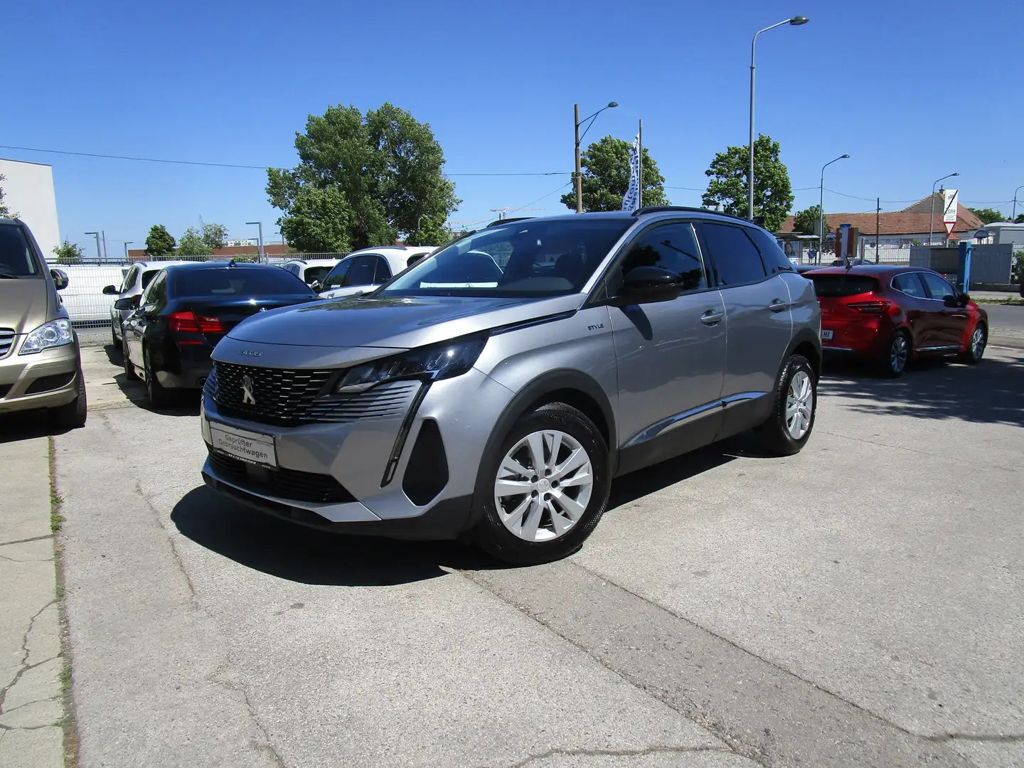 Peugeot 3008 BlueHDi 130 S&S EAT8 Style Grau - 2