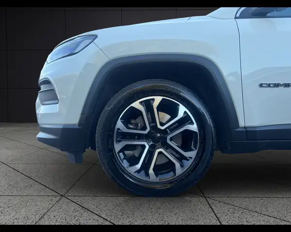 Jeep Compass view 20
