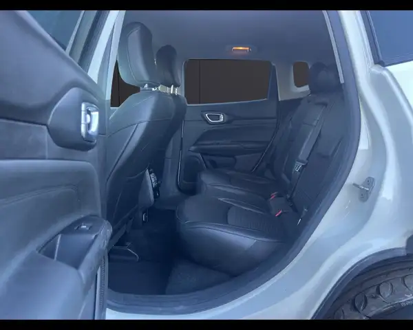 Jeep Compass view 15