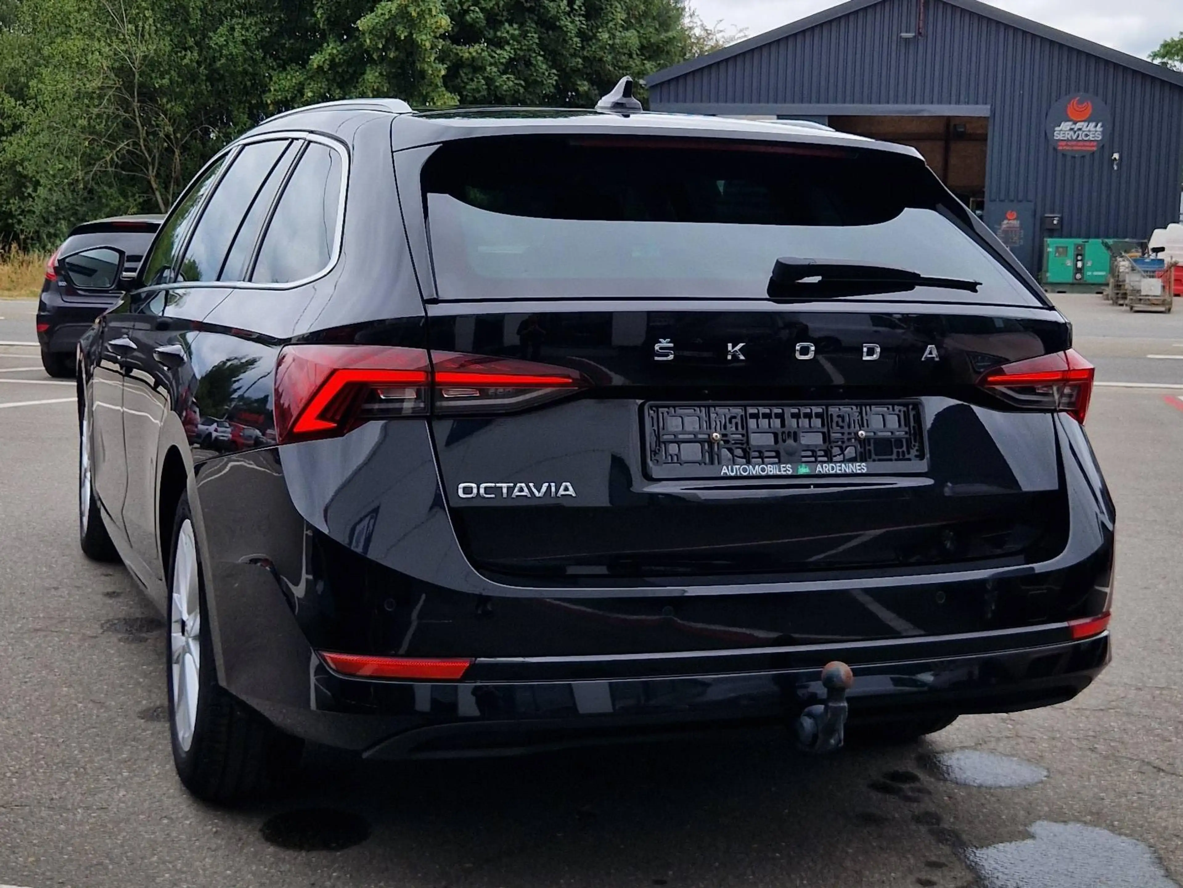 Skoda Octavia Octavia SW 2.0 TDi SCR 4x4 Ambition DSG — photo 5
