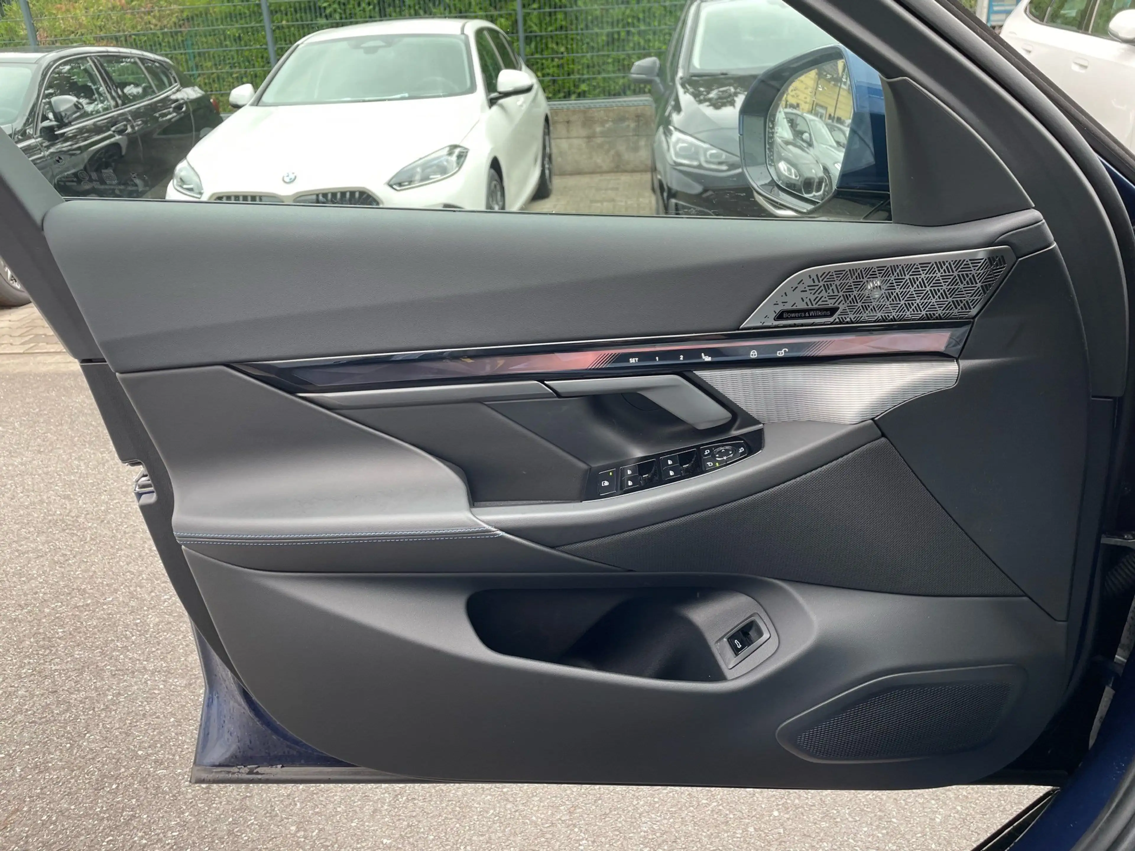 BMW 550 e xDrive Tour M Sport || AHK ACC 360 Pano — photo 7