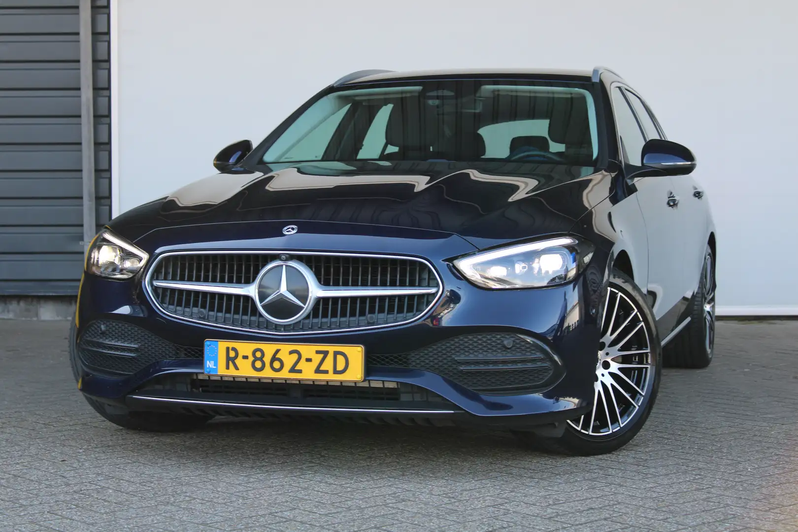 Mercedes-Benz C 180 Estate Luxury Line | Lichtmetalen velgen 18" | Nav Blauw - 1