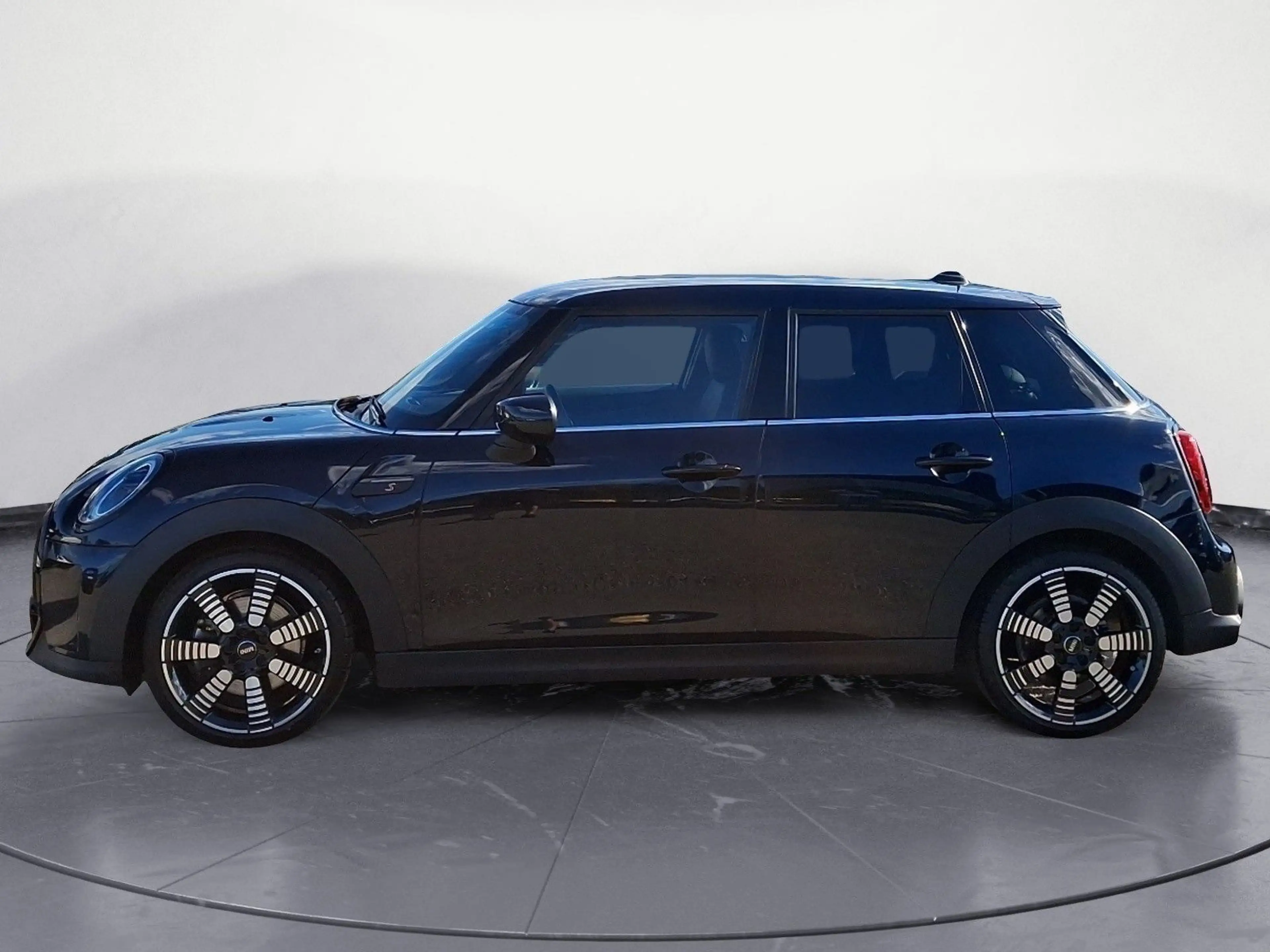MINI Cooper S Classic Trim Steptronic Navigation Driv — photo 3