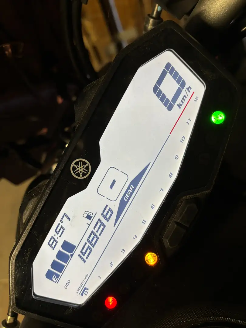 Yamaha MT-07 Zwart - 2