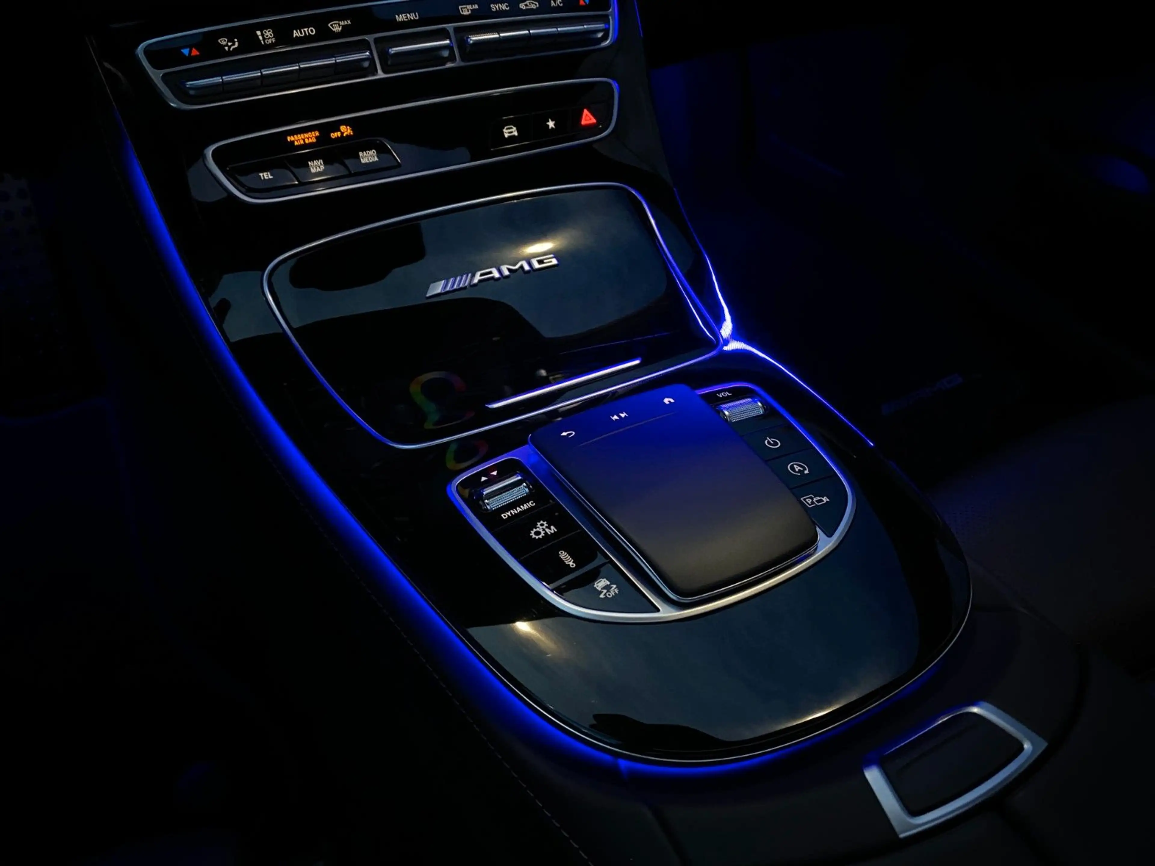 Mercedes-Benz E 63 AMG E 63 S Lim. 4Matic+ MBUX Sbel Pano Burmester DTR — photo 28