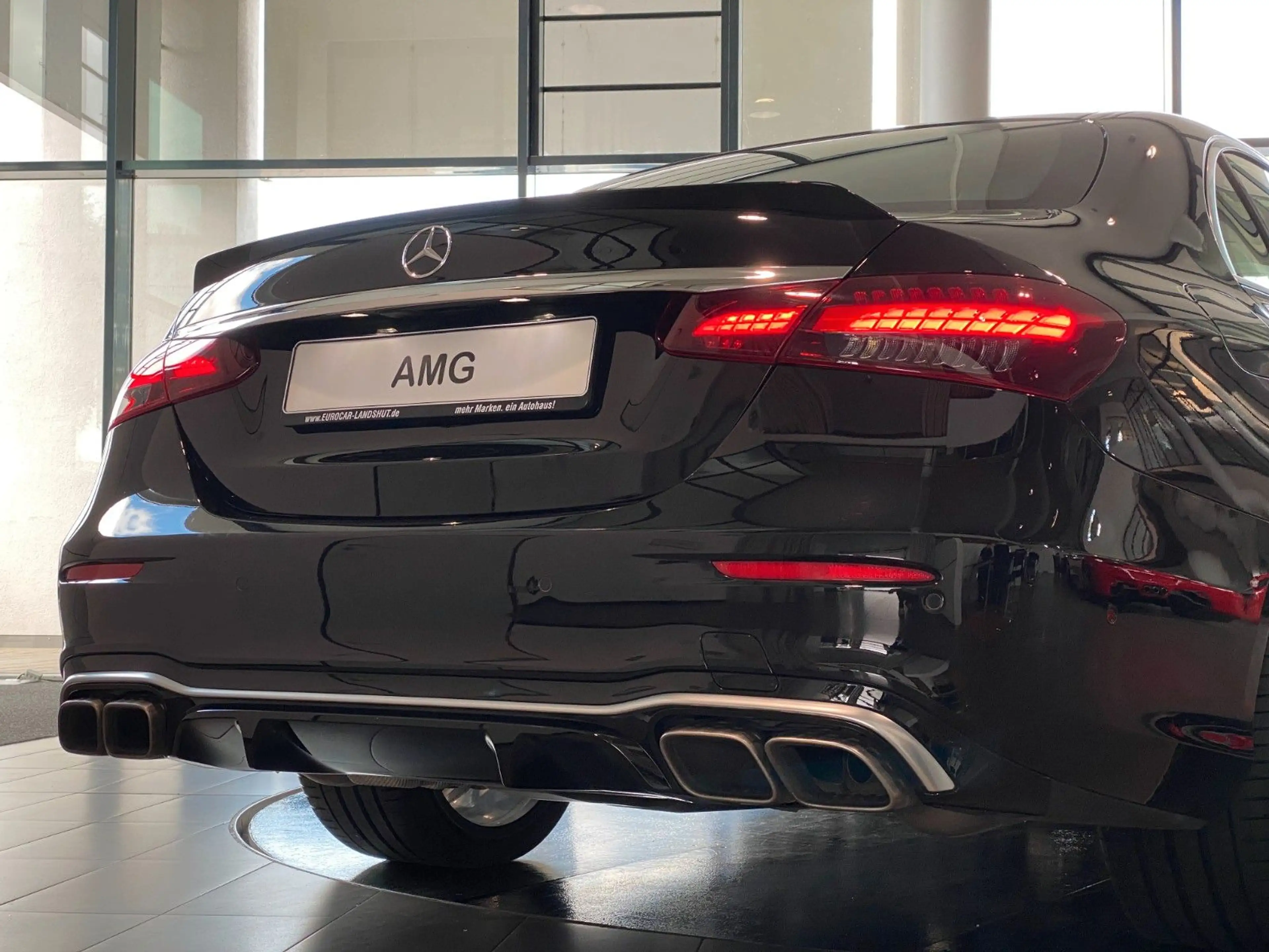Mercedes-Benz E 63 AMG E 63 S Lim. 4Matic+ MBUX Sbel Pano Burmester DTR — photo 47