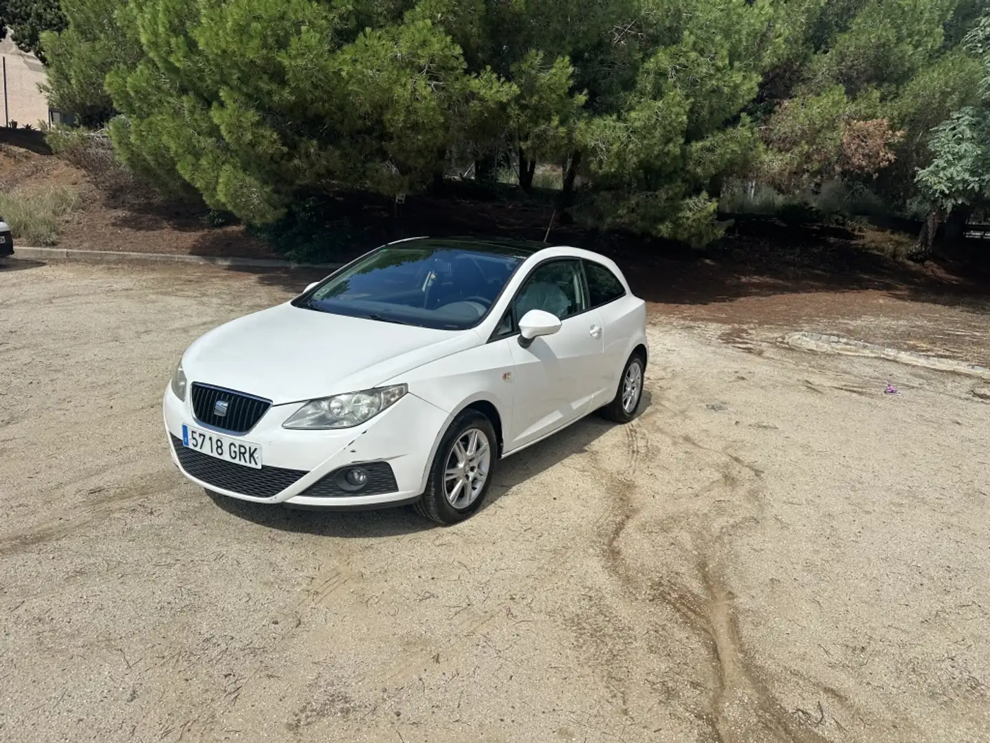 SEAT Ibiza SC 1.6TDI CR Style Blanc - 2