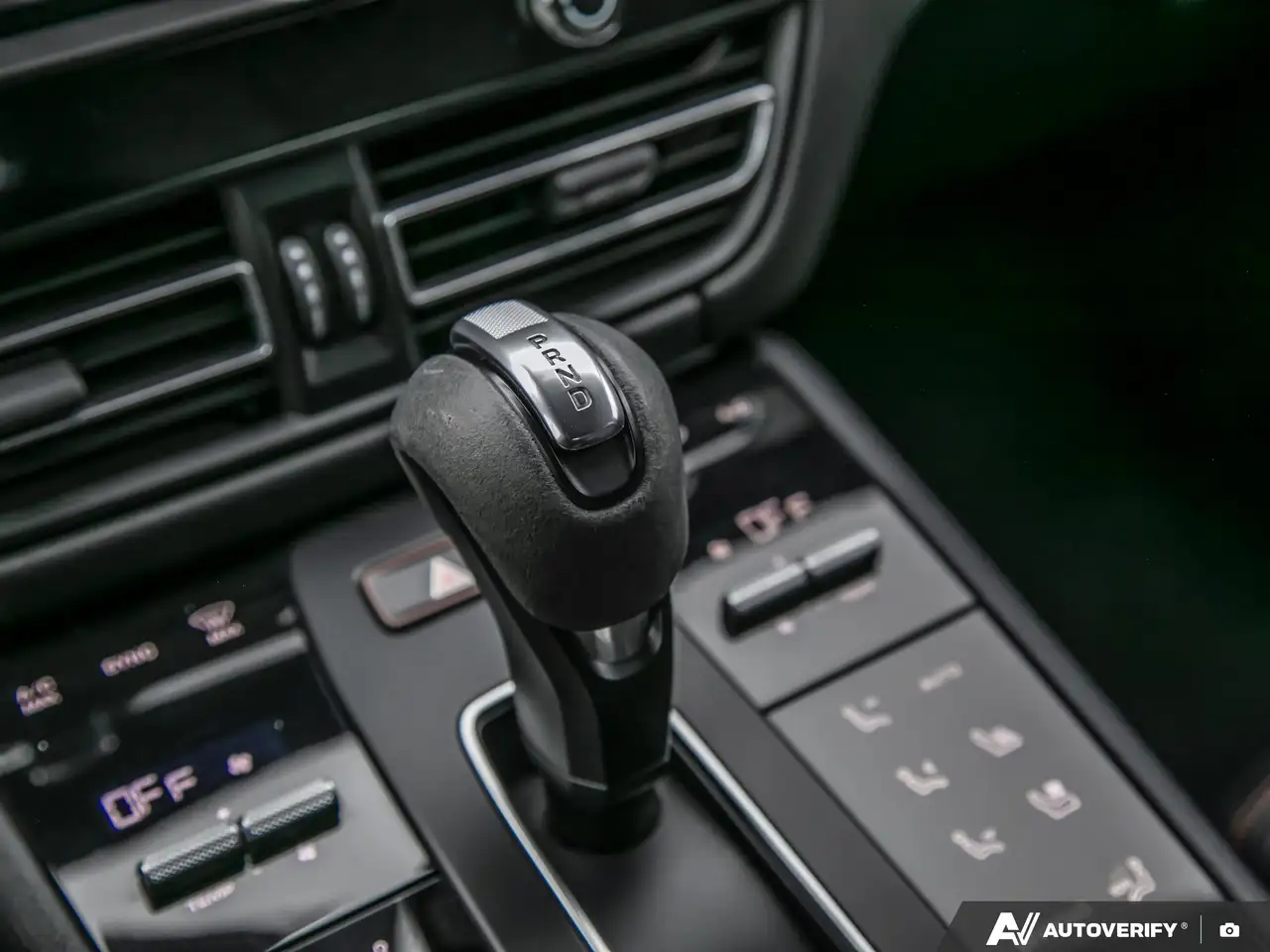 Porsche Macan снимка Porsche Macan