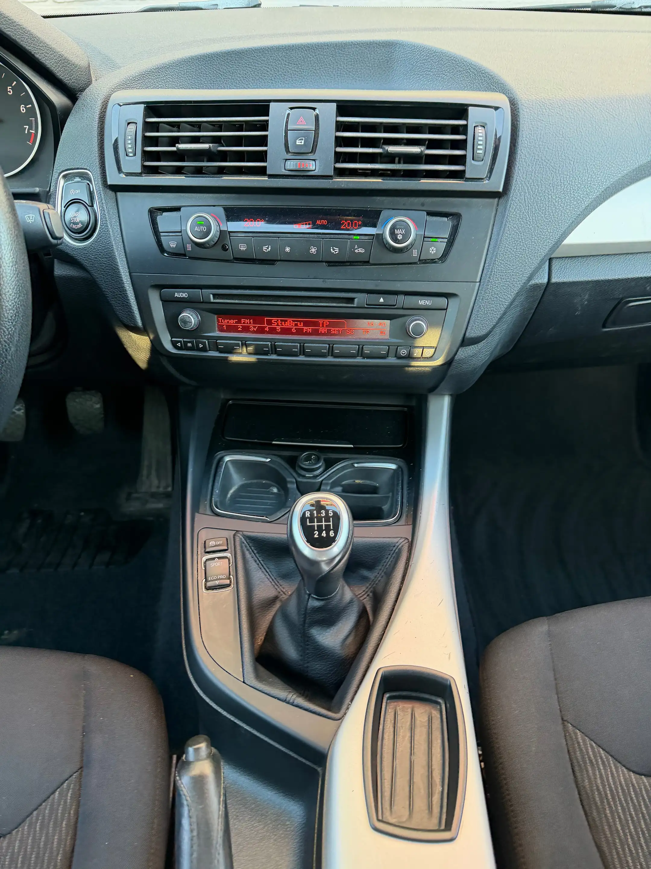 BMW 116 i * 89dKM * Airco * PDC * Trekhaak * Garantie — photo 9