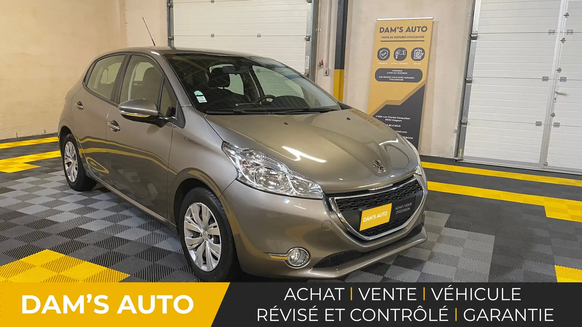 Peugeot 208 208 1.2 PureTech 82ch BVM5 Active Beige - 1