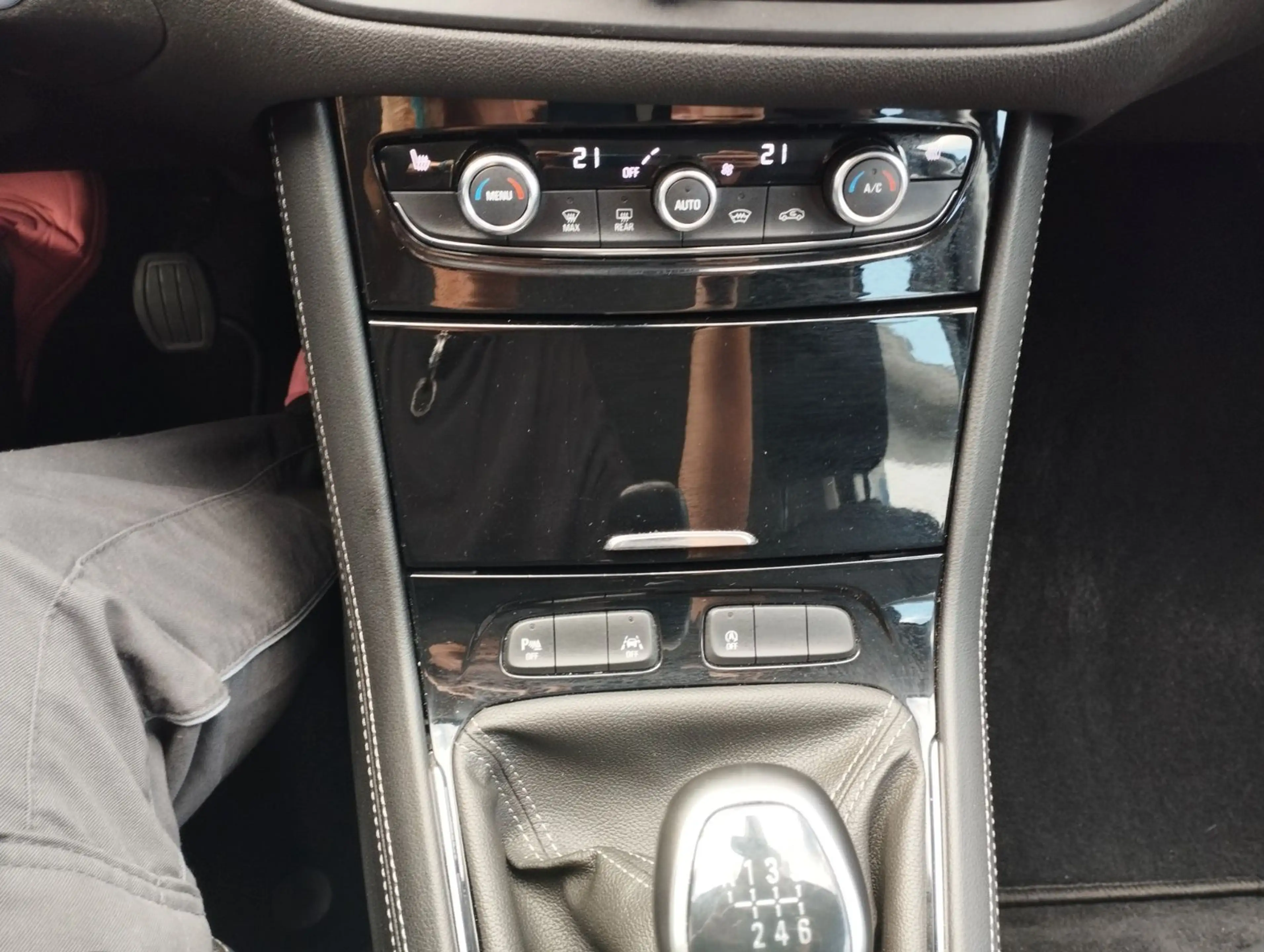 Opel Grandland X — photo 9