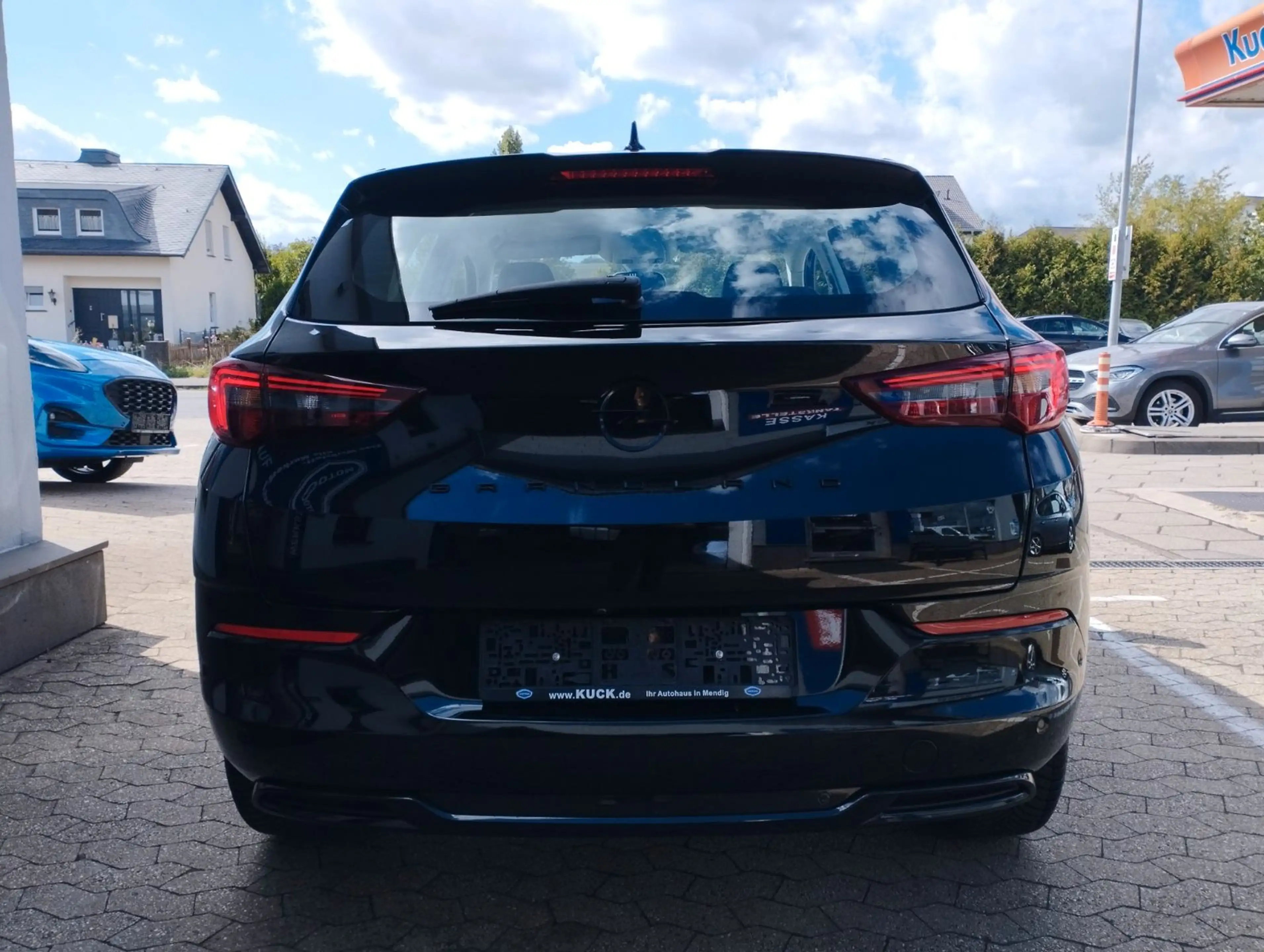 Opel Grandland X — photo 6