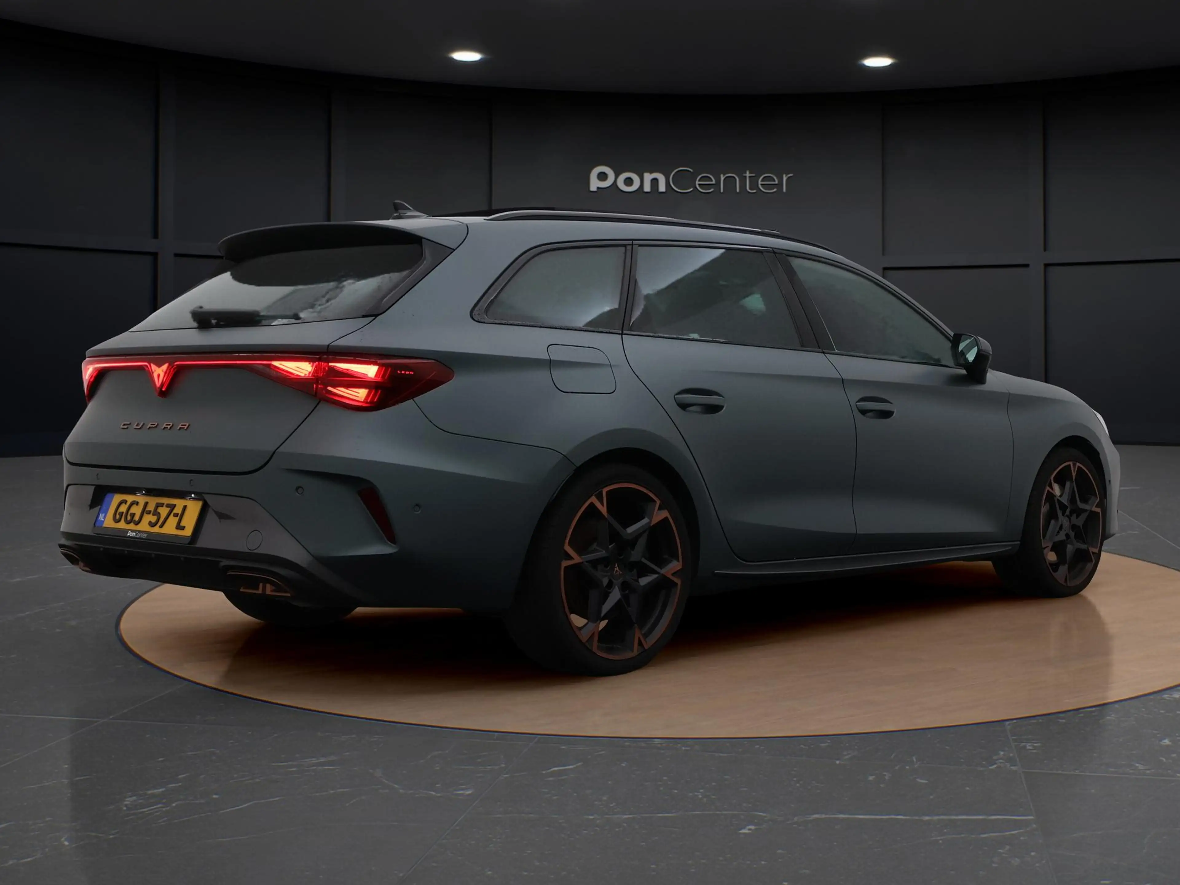 CUPRA Leon Sportstourer 1.5 TSI e-Hybrid VZ 272PK | Pano dak — photo 5