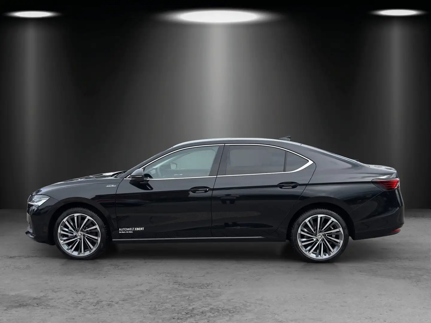 Skoda Superb L&K 2,0 TDI 110 kW DSG Negru - 2