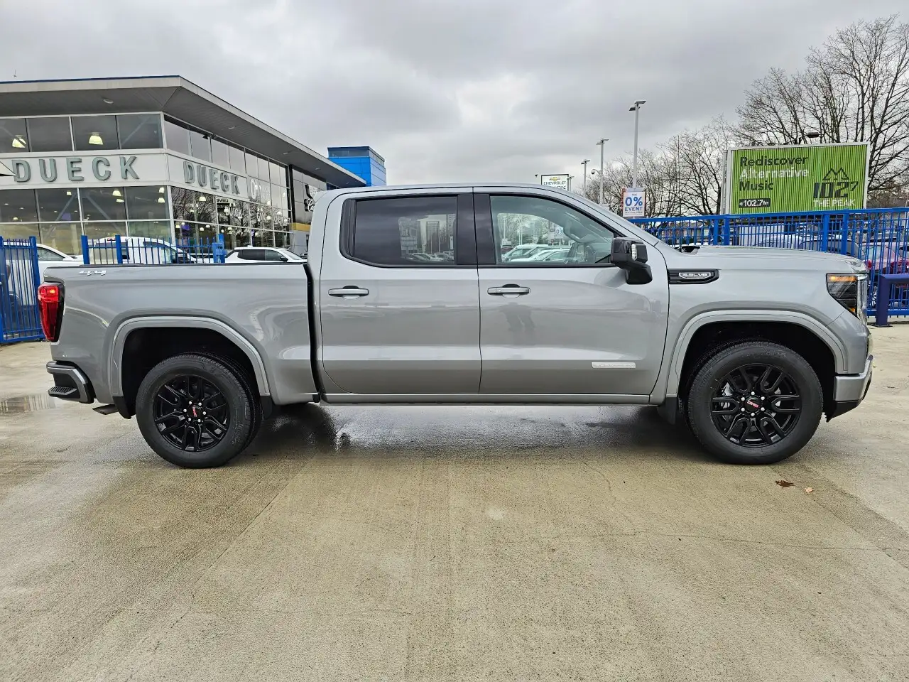 GMC Sierra 1500 снимка GMC Sierra 1500