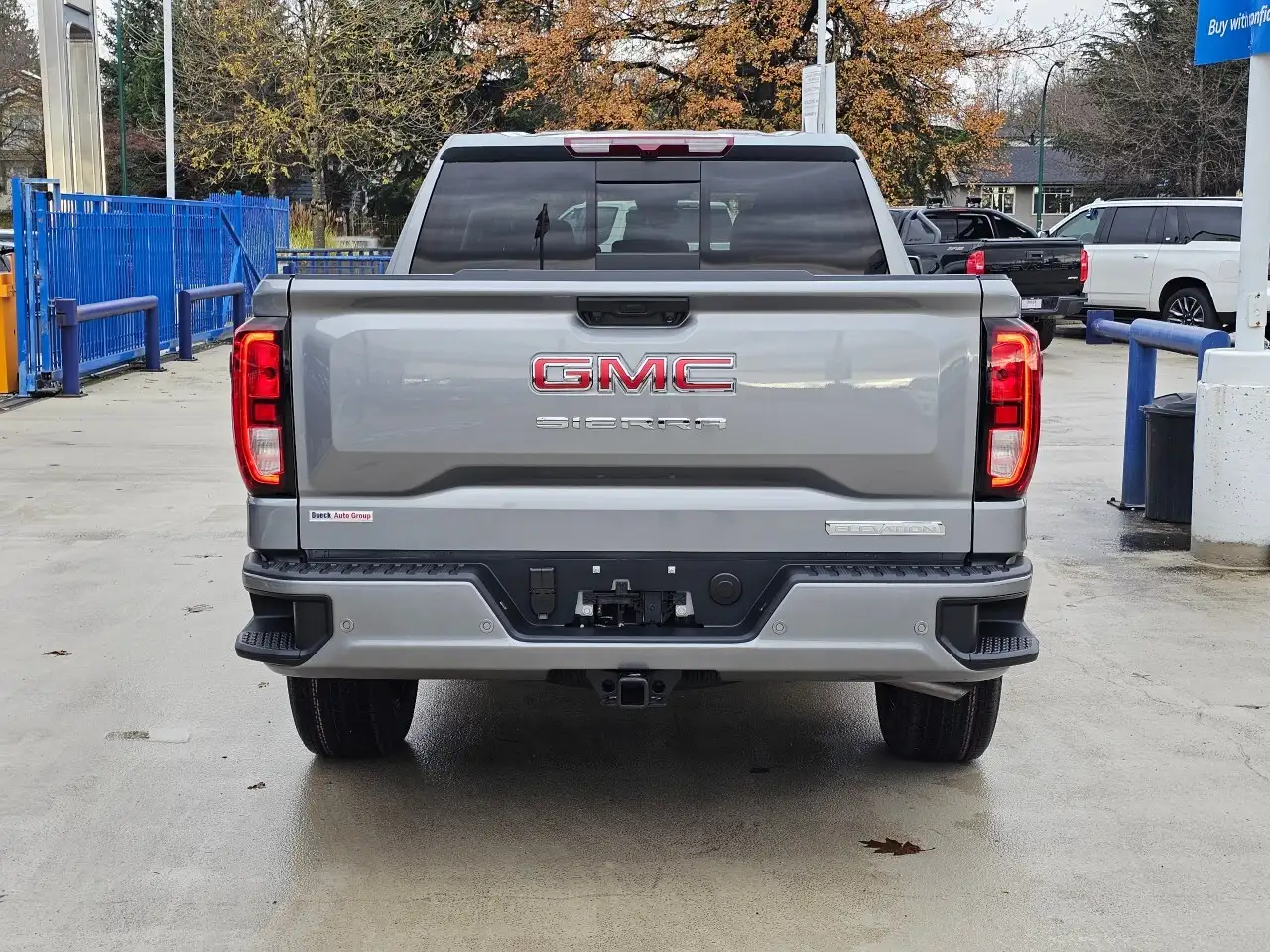 GMC Sierra 1500 снимка GMC Sierra 1500