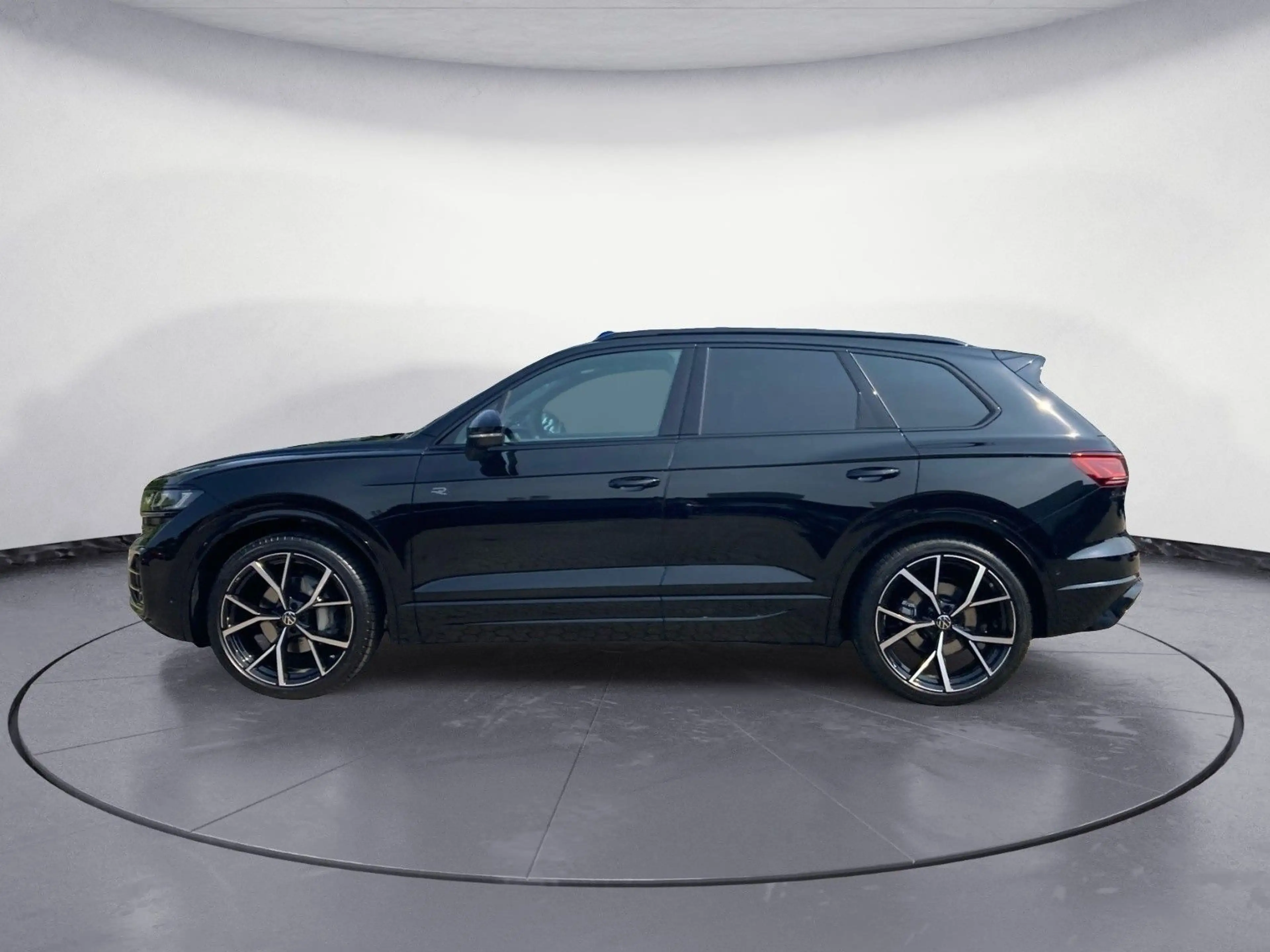 Volkswagen Touareg R-Line 3.0TDI 4MOTION R-Line 3.0TDI 28 — photo 4