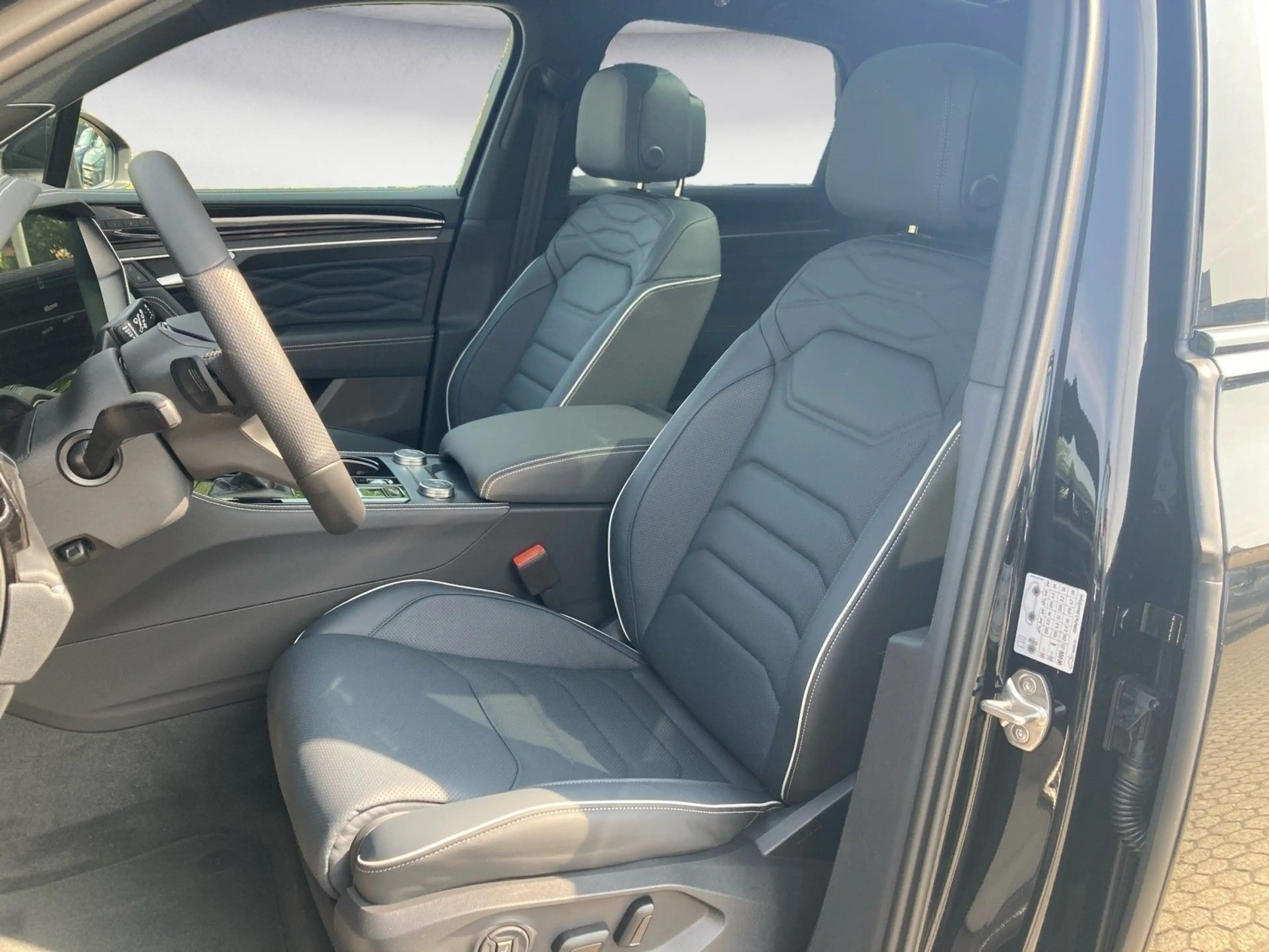 Volkswagen Touareg R-Line 3.0TDI 4MOTION R-Line 3.0TDI 28 — photo 7