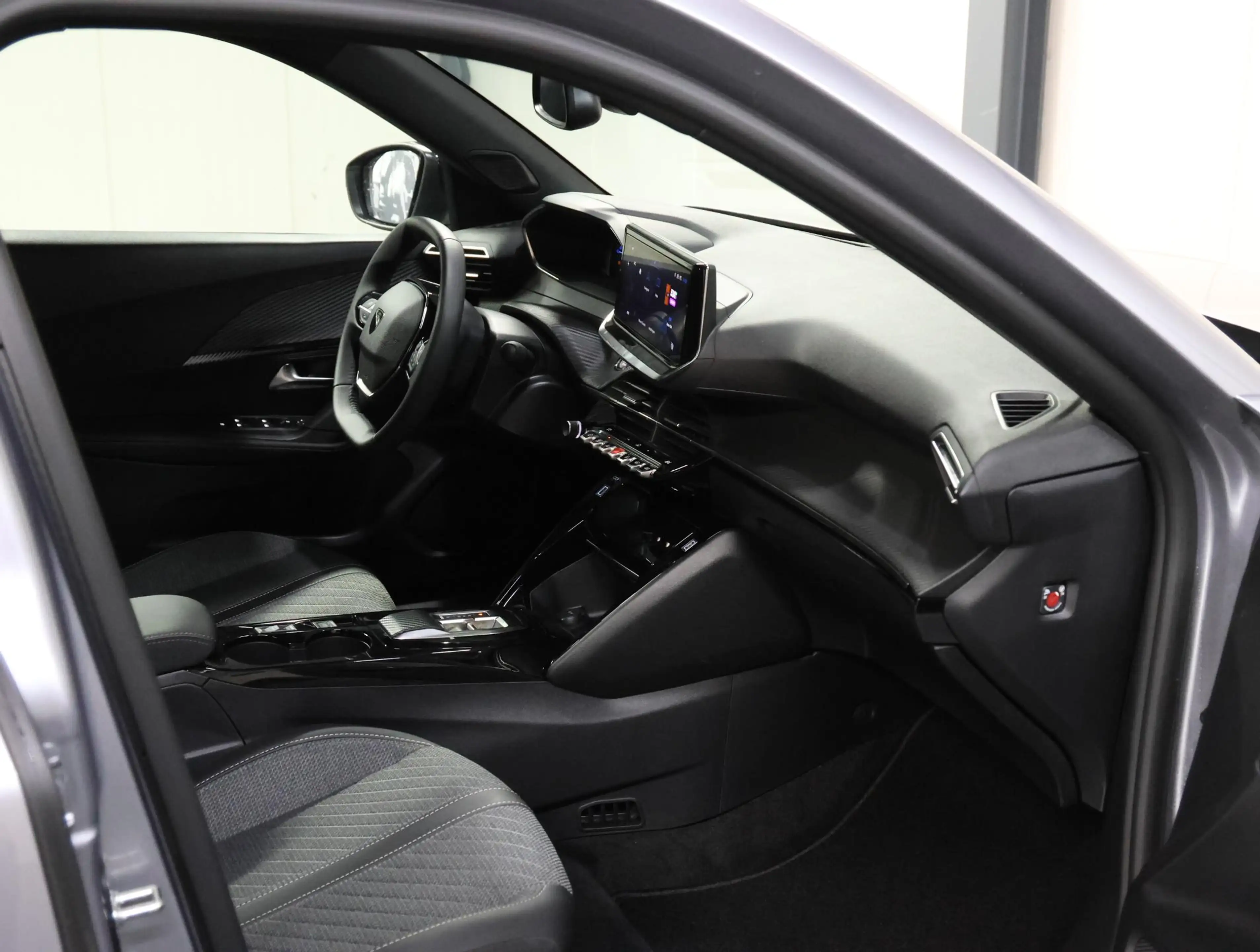 Peugeot e-2008 EV Allure Avantage 54 kWh | Accu 98% | Dodehoek de — photo 9
