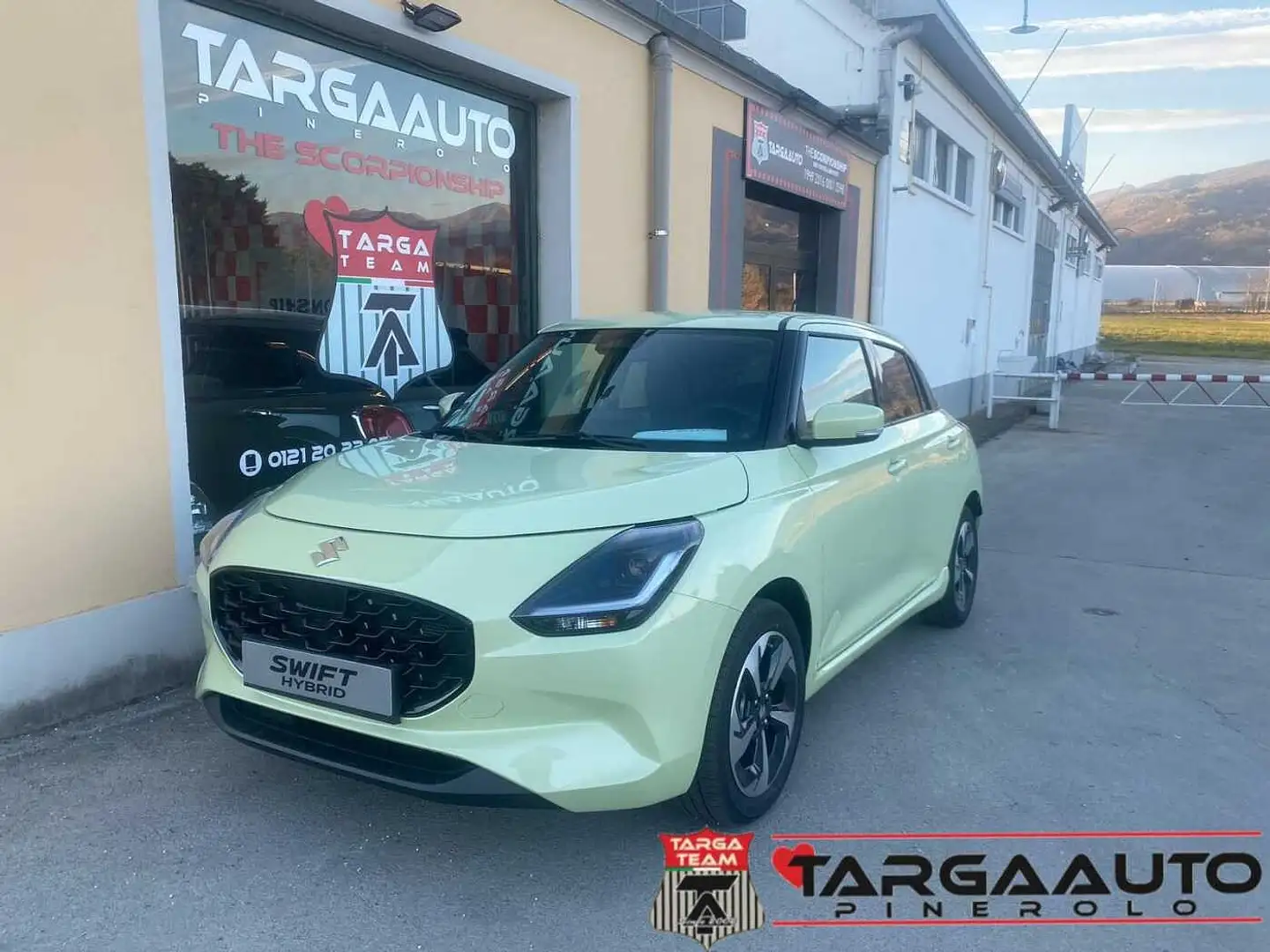 Suzuki Swift 1.2 Hybrid Top Verde - 1