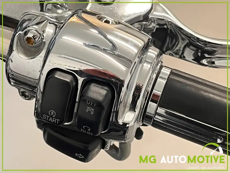 Harley-Davidson Softail - foto 8