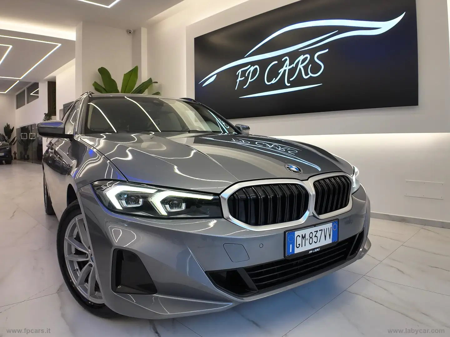 BMW 318 318d 48V Touring 48V TOURING AUTO. S.W Grau - 1