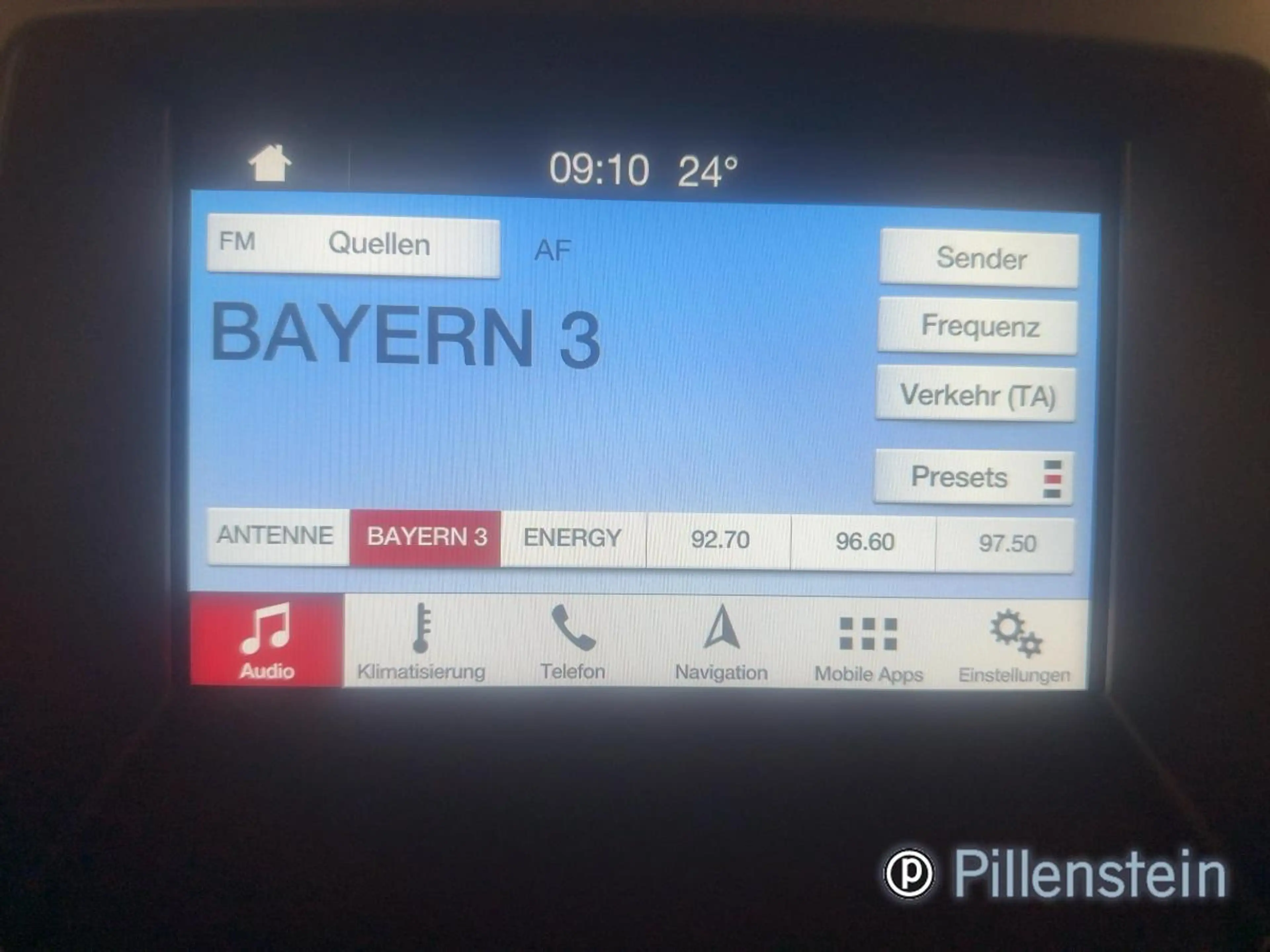Ford S-Max 1.5 EcoBoost Titanium NAVI KAMERA SHZ — photo 11