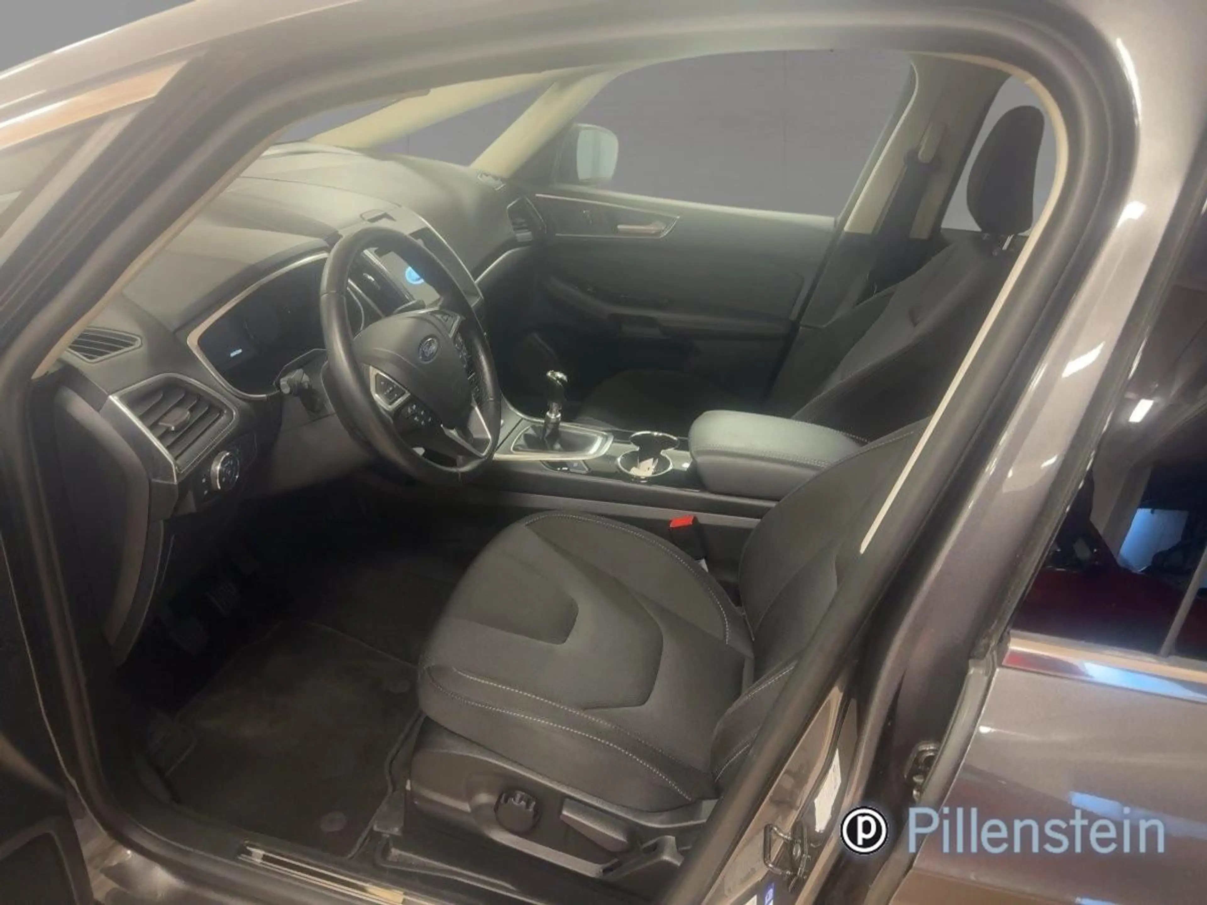 Ford S-Max 1.5 EcoBoost Titanium NAVI KAMERA SHZ — photo 7