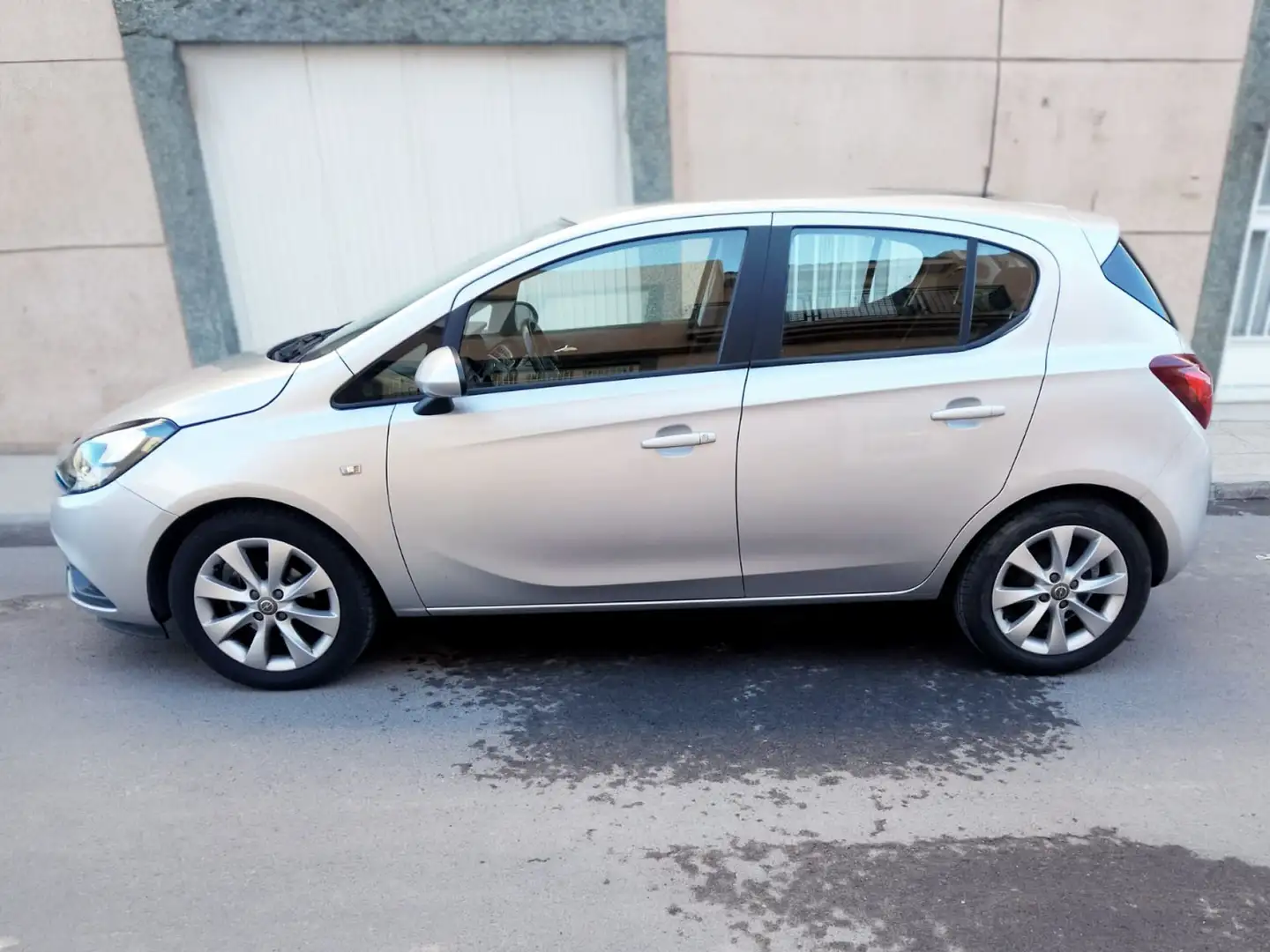 Opel Corsa 1.4 GLP Selective Pro 90 Gris - 2