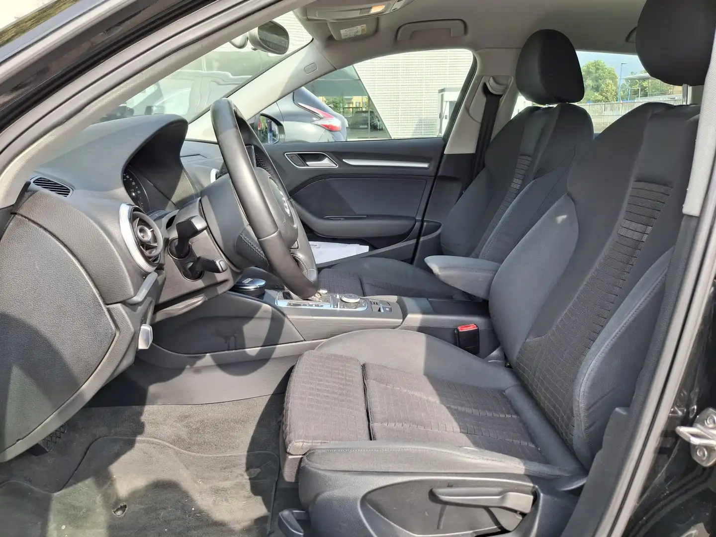 Audi A3 1.6 TDI Stronic - 2