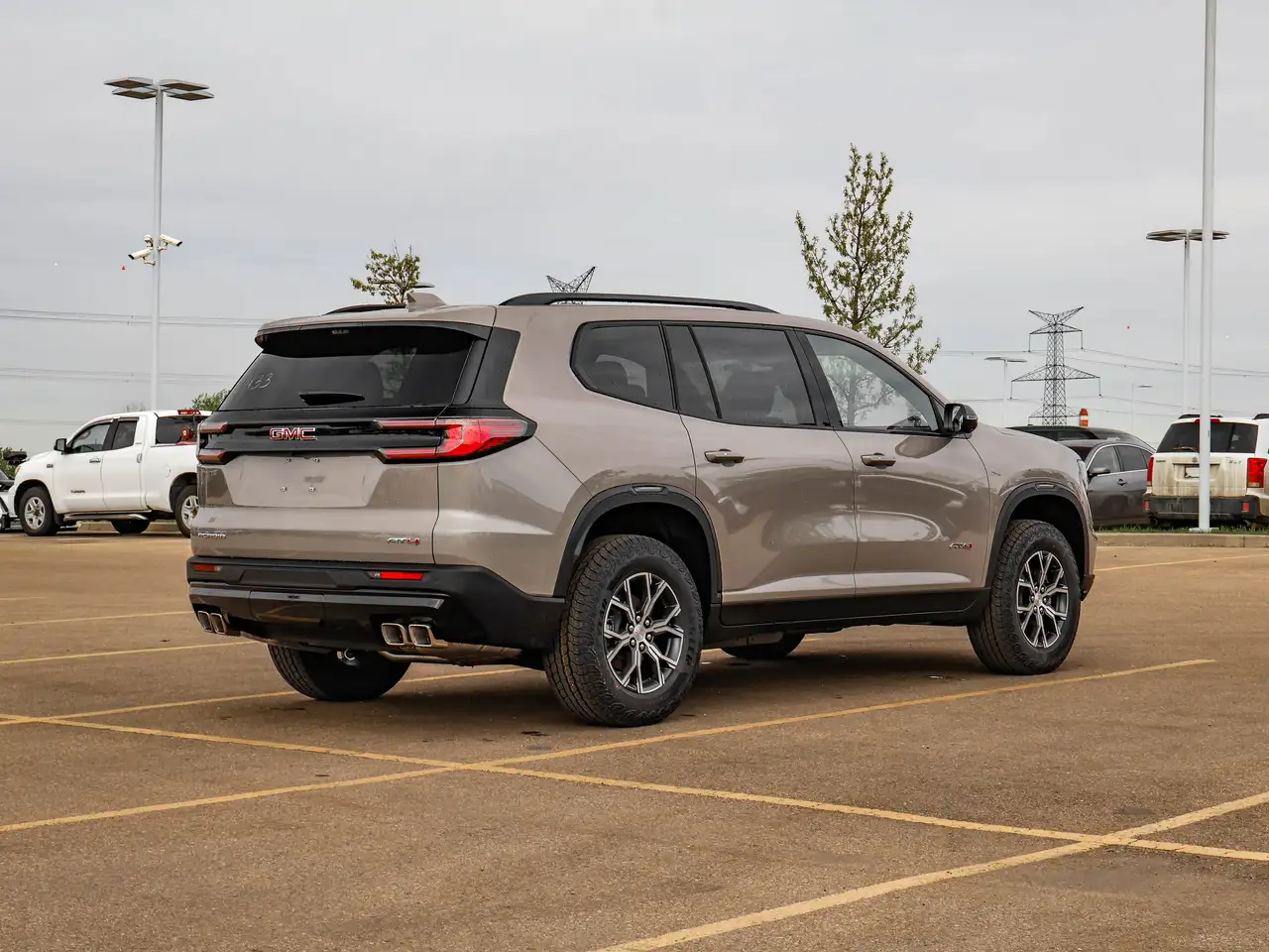 GMC Acadia снимка GMC Acadia