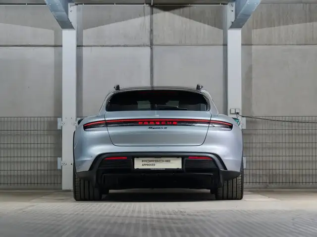 Porsche Taycan 4 Cross Turismo Ansicht 4