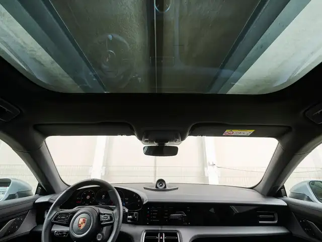 Porsche Taycan 4 Cross Turismo Ansicht 17