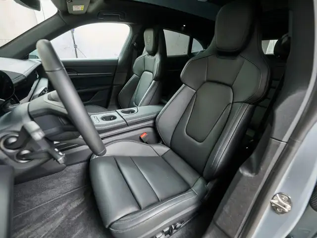 Porsche Taycan 4 Cross Turismo Ansicht 14